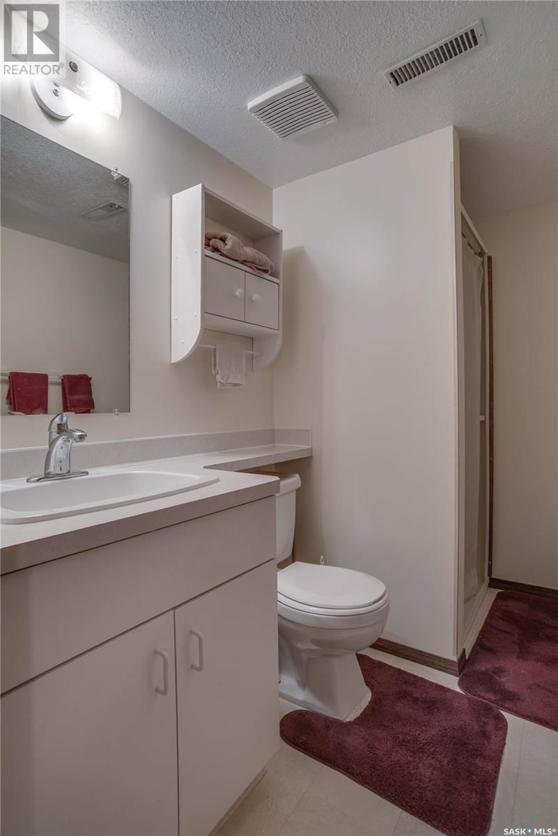 306 HASLAM CRESCENT Image 30