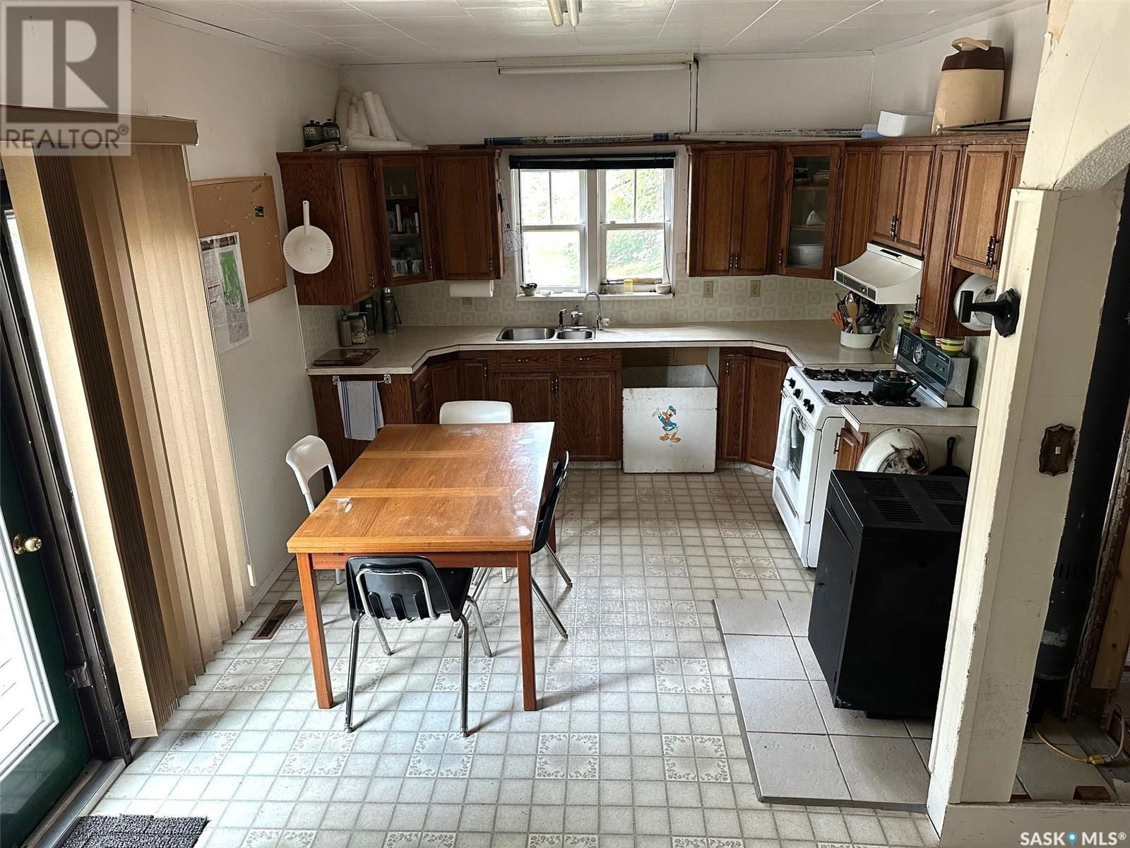 14 PARRHILL STREET Image 5