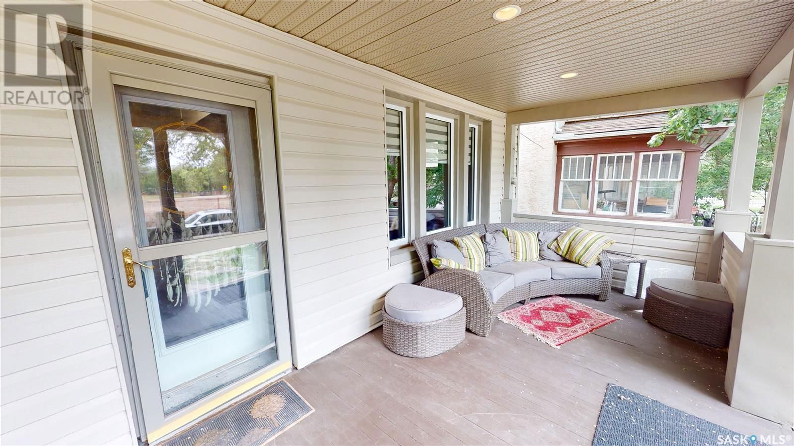 2161 CAMERON STREET Image 2