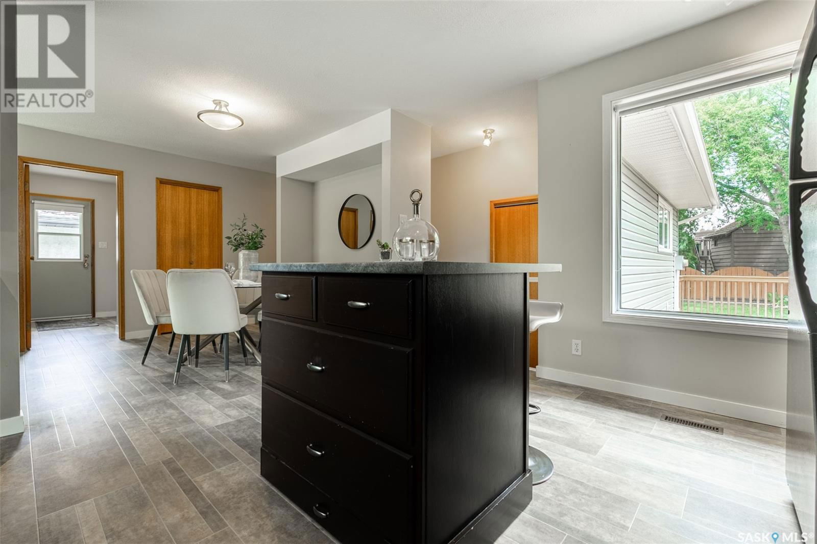 418 SILVERWOOD ROAD Image 10