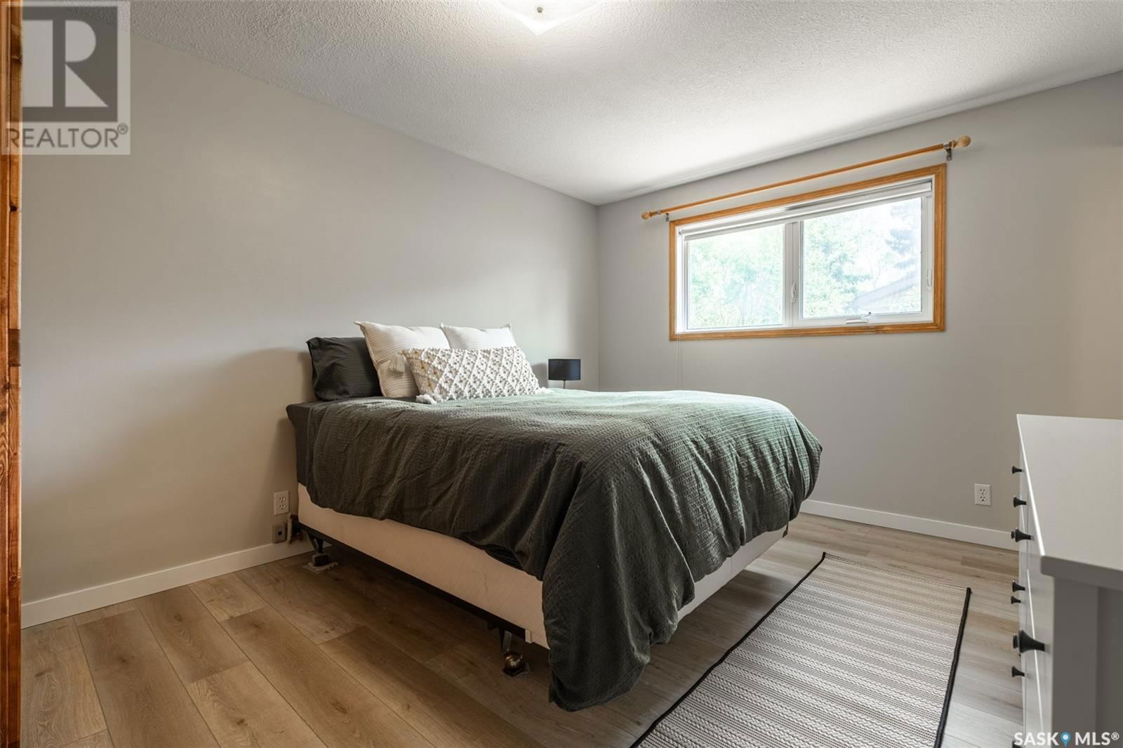 418 SILVERWOOD ROAD Image 16