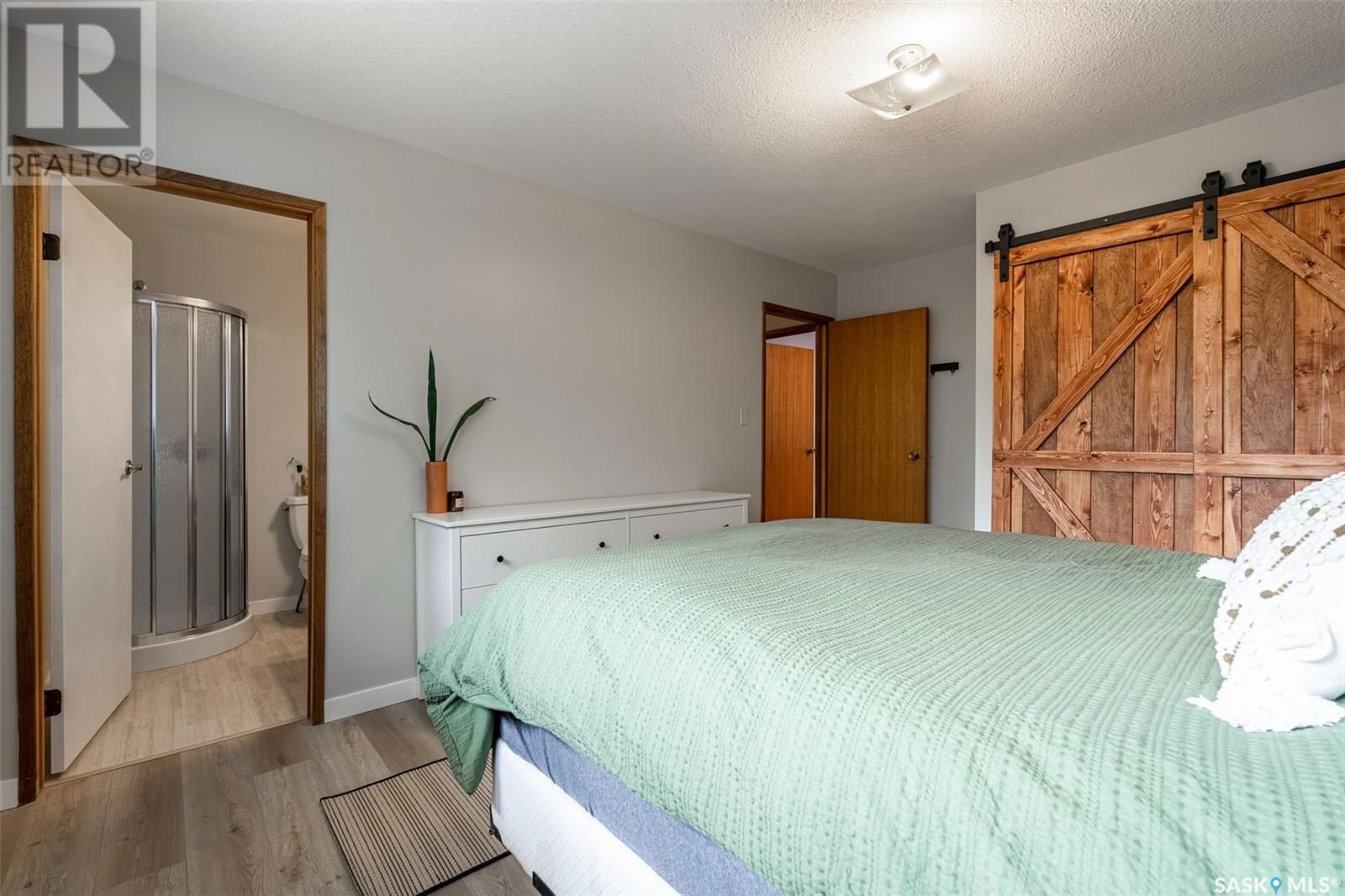 418 SILVERWOOD ROAD Image 18
