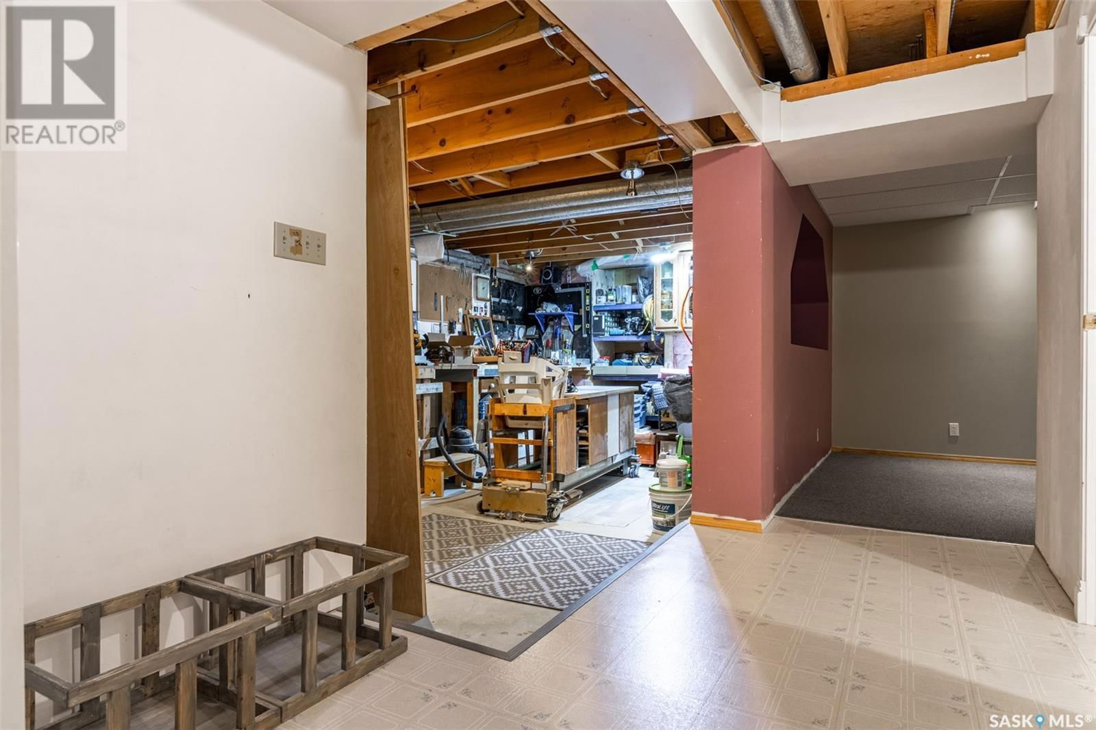 418 SILVERWOOD ROAD Image 28