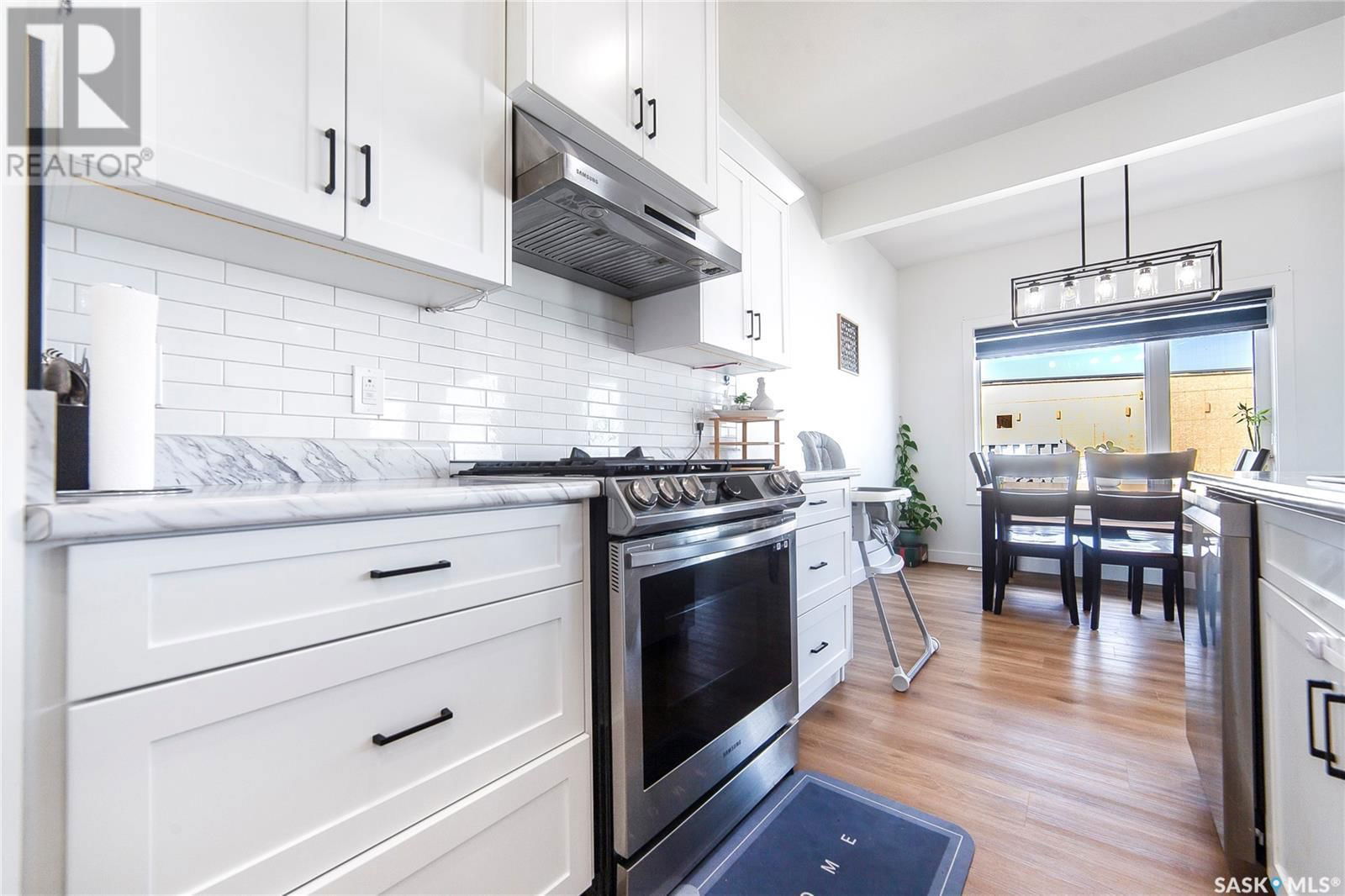 814 1ST AVENUE Image 13