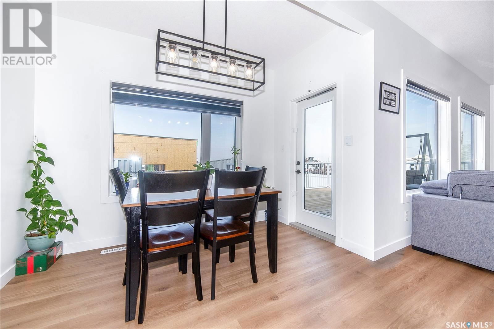 814 1ST AVENUE Image 14