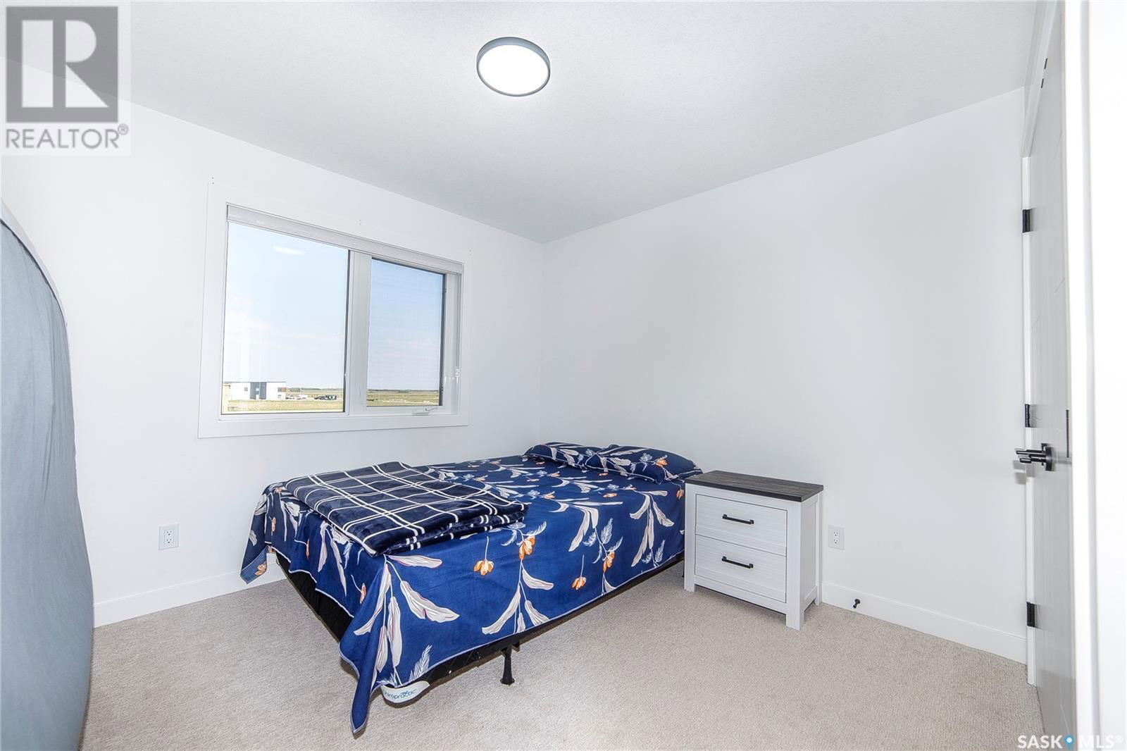 814 1ST AVENUE Image 26