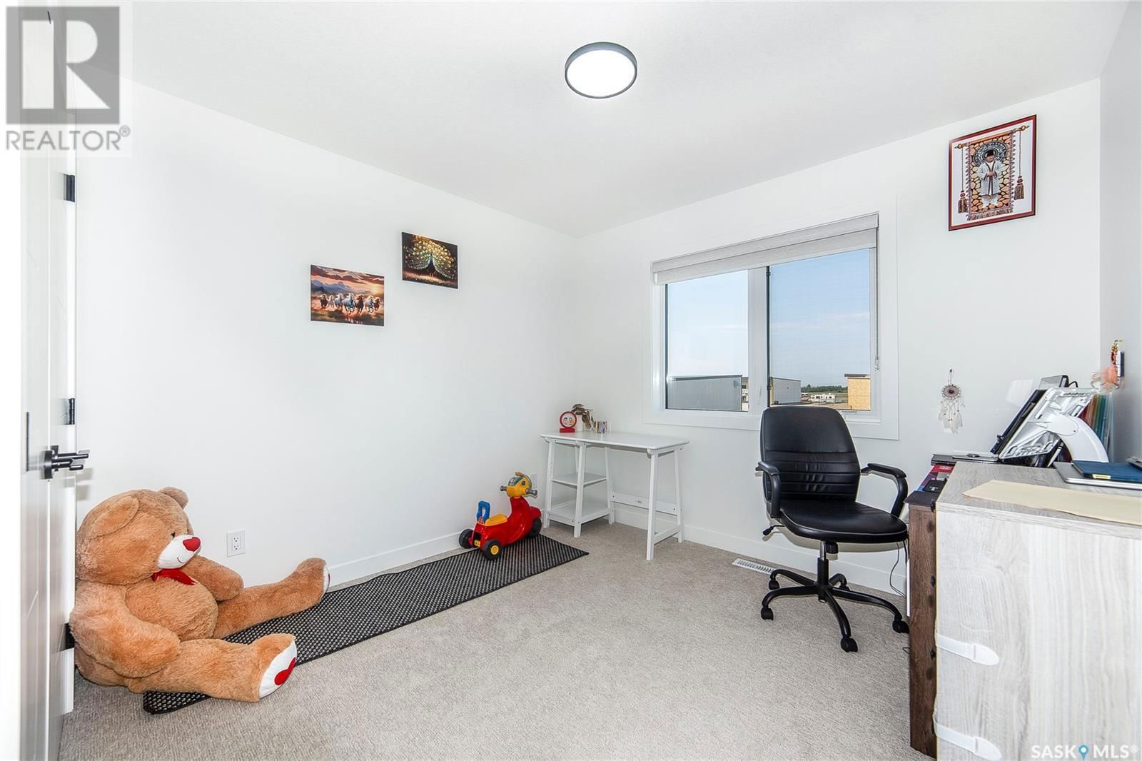 814 1ST AVENUE Image 28