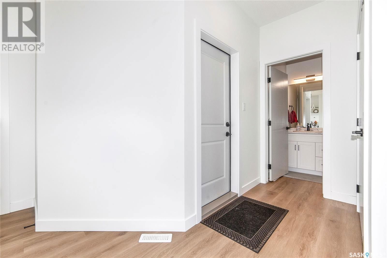 814 1ST AVENUE Image 6