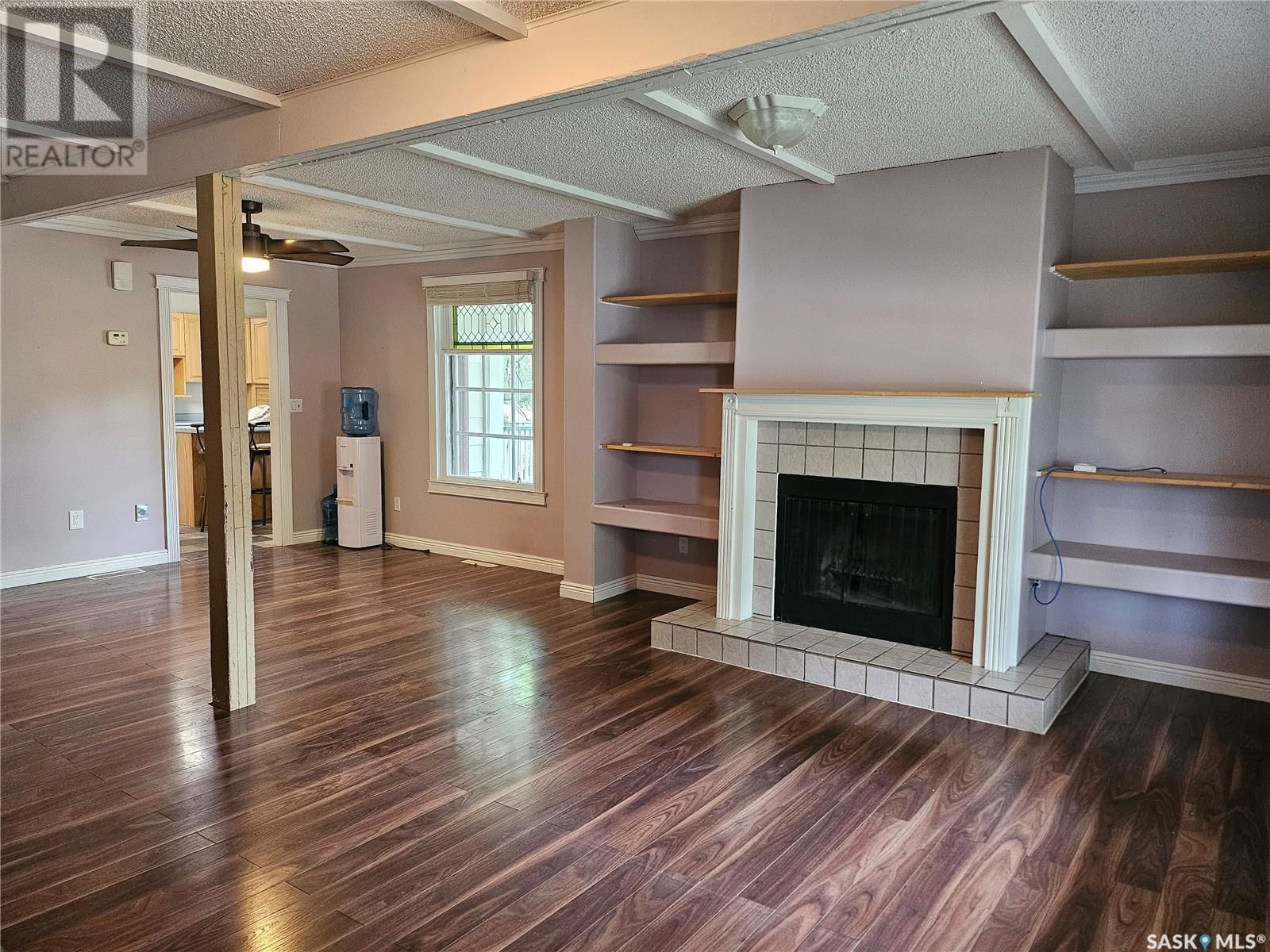 626 2ND STREET Image 12