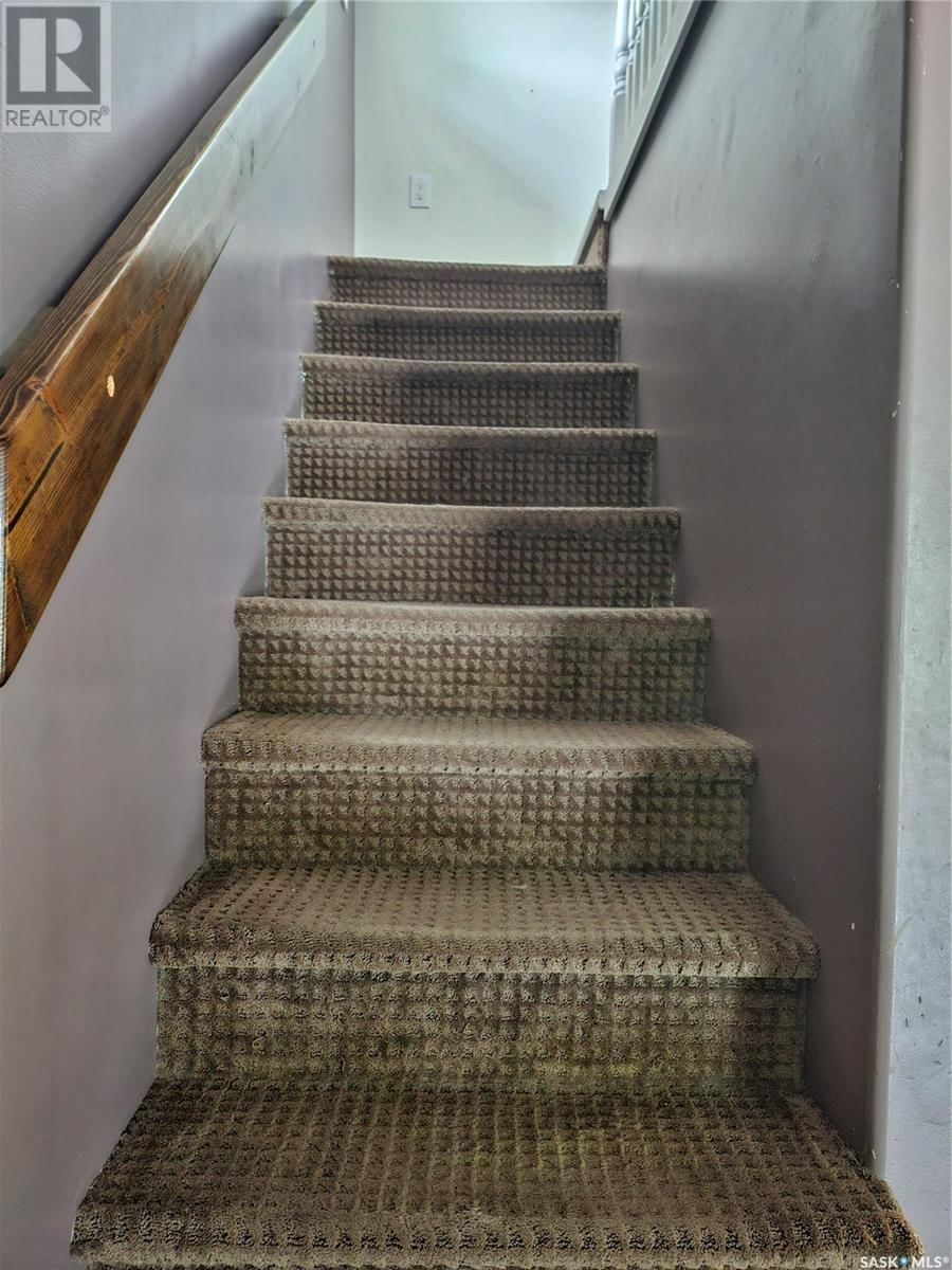 626 2ND STREET Image 18