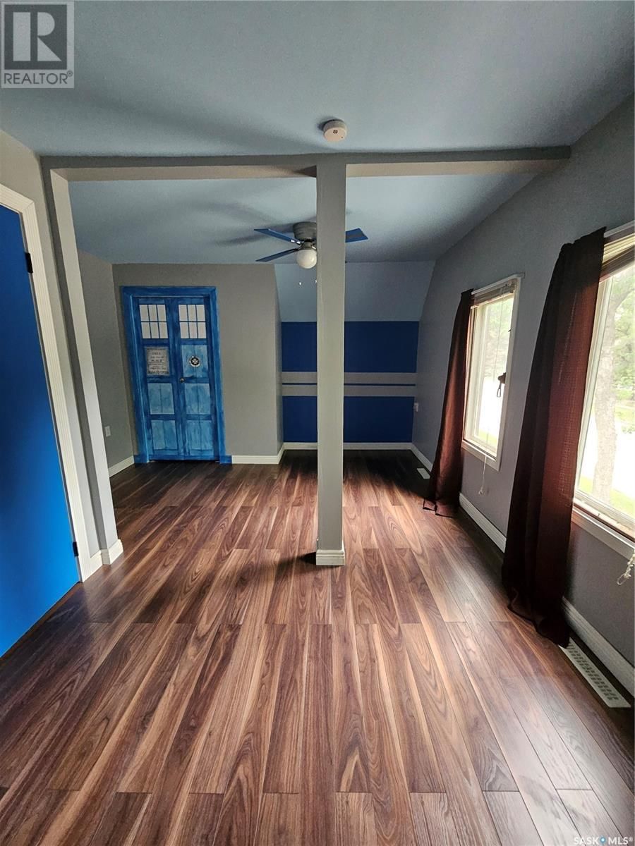 626 2ND STREET Image 20