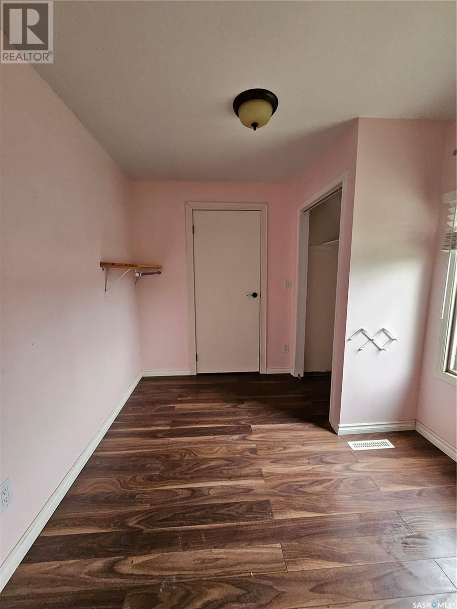 626 2ND STREET Image 27