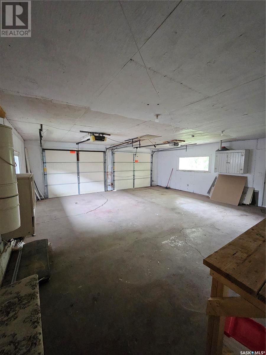 626 2ND STREET Image 42