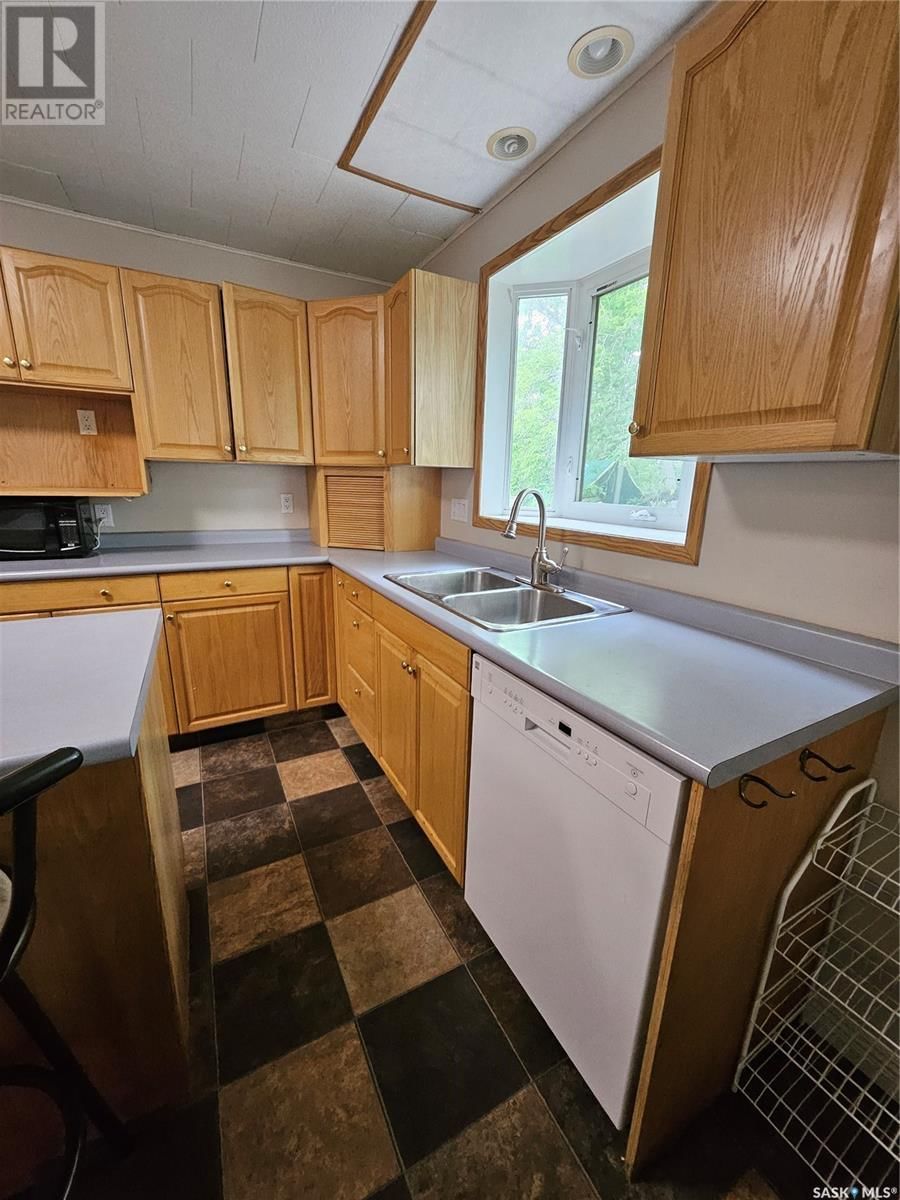 626 2ND STREET Image 5
