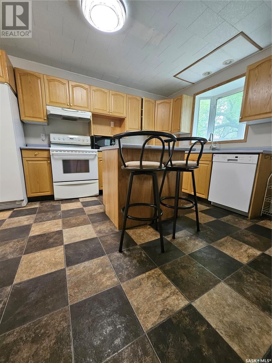 626 2ND STREET Image 7