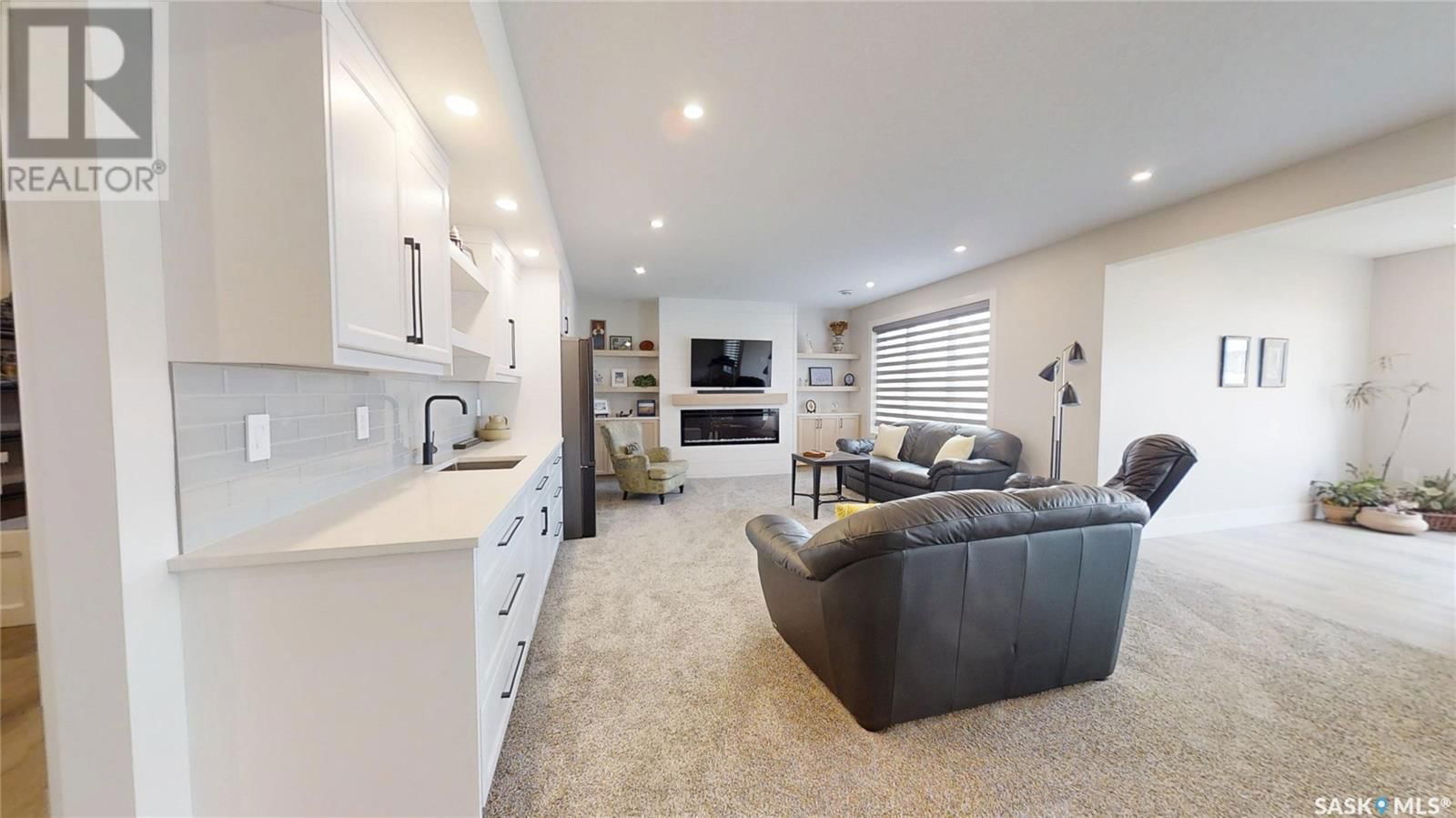 226 ALBRIGHT CRESCENT Image 26