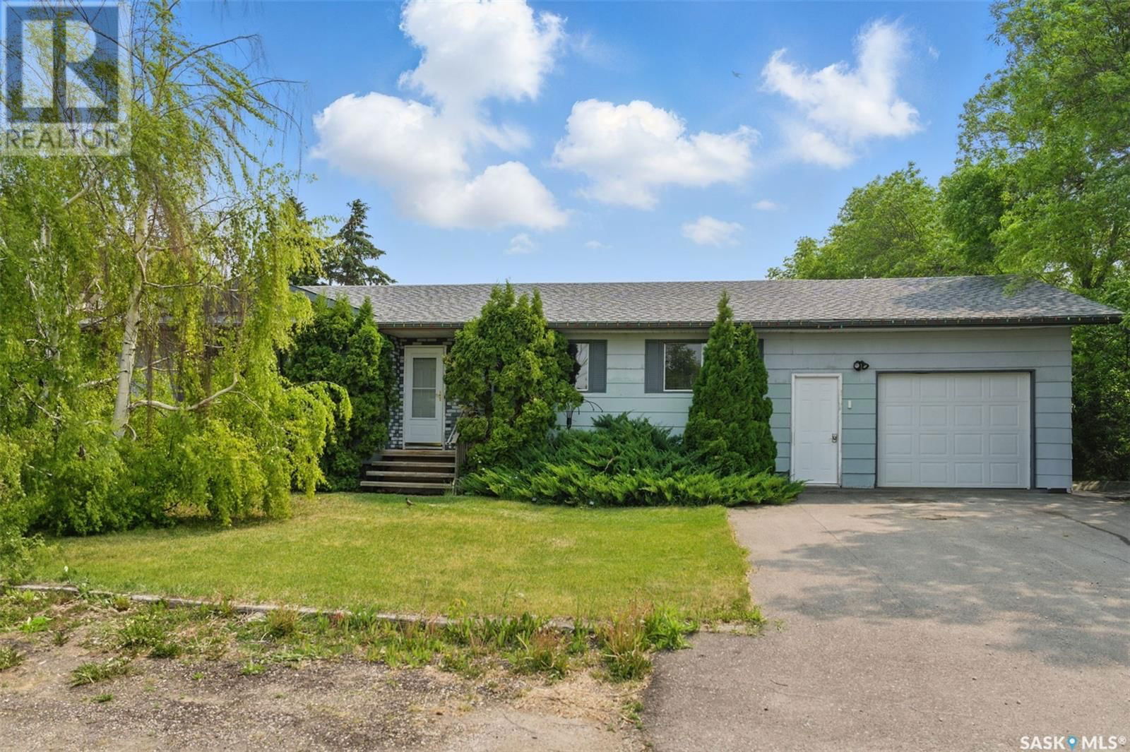 745 GRID ROAD Image 1