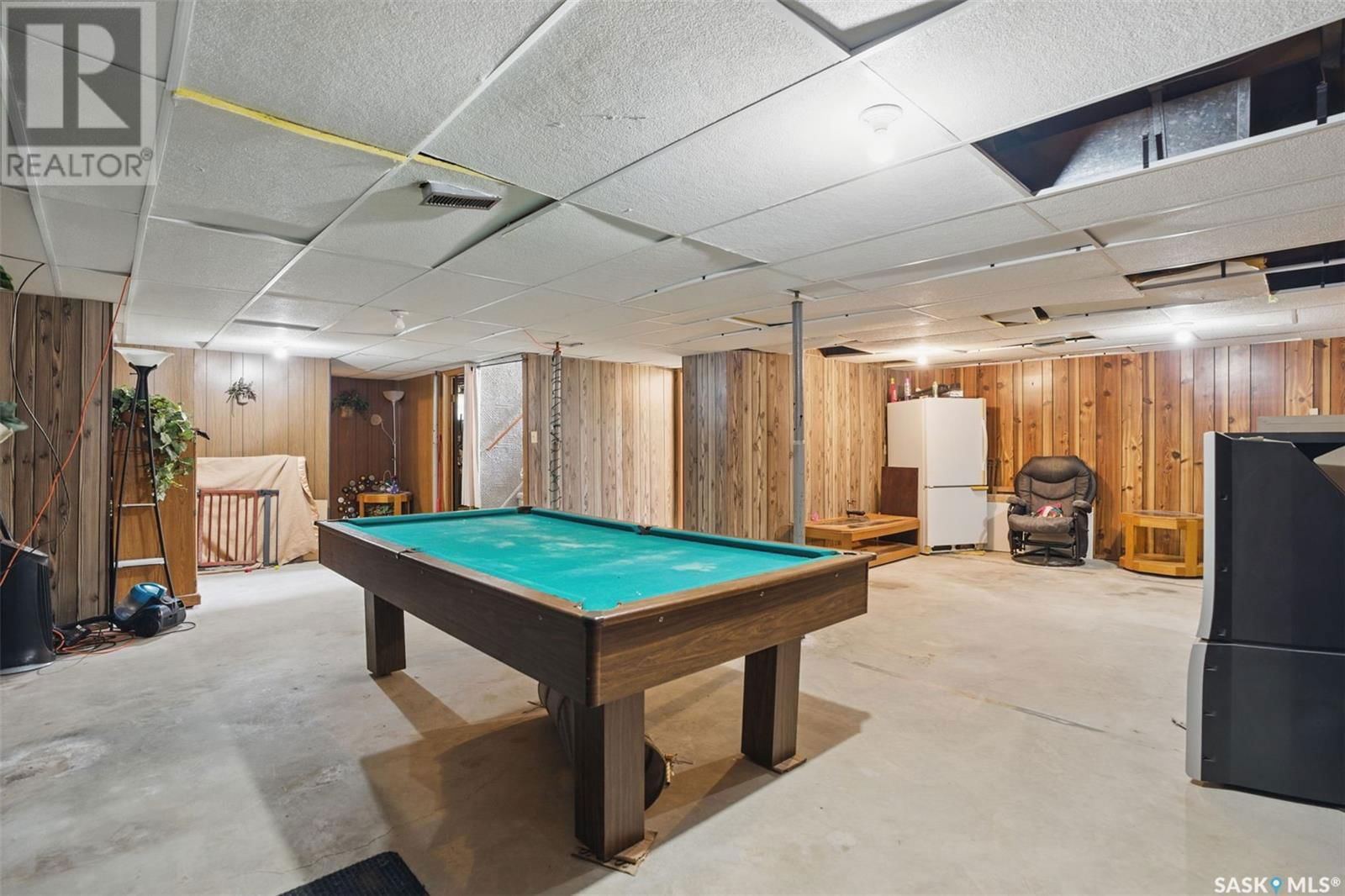 745 GRID ROAD Image 17
