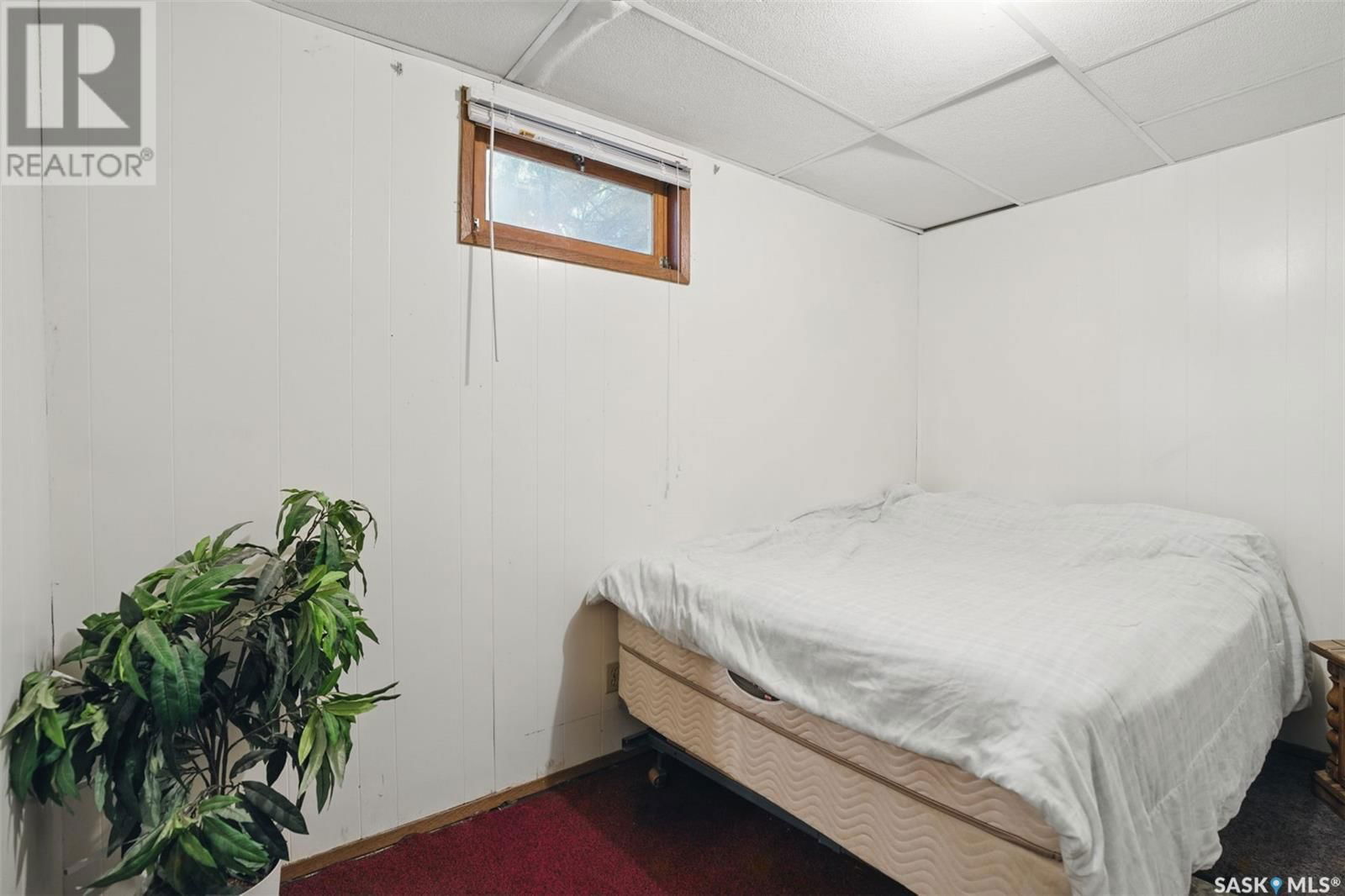 745 GRID ROAD Image 19