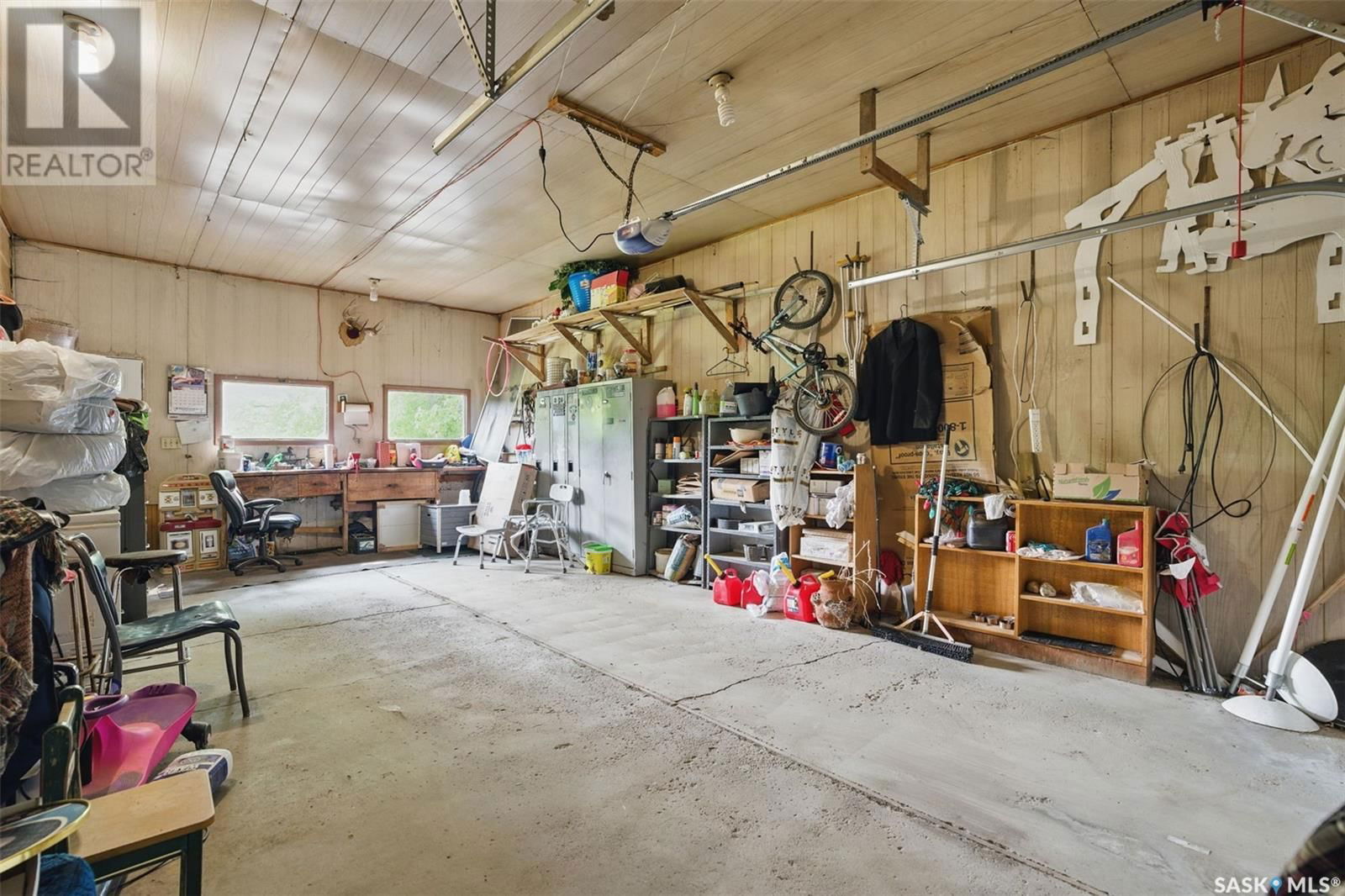 745 GRID ROAD Image 23
