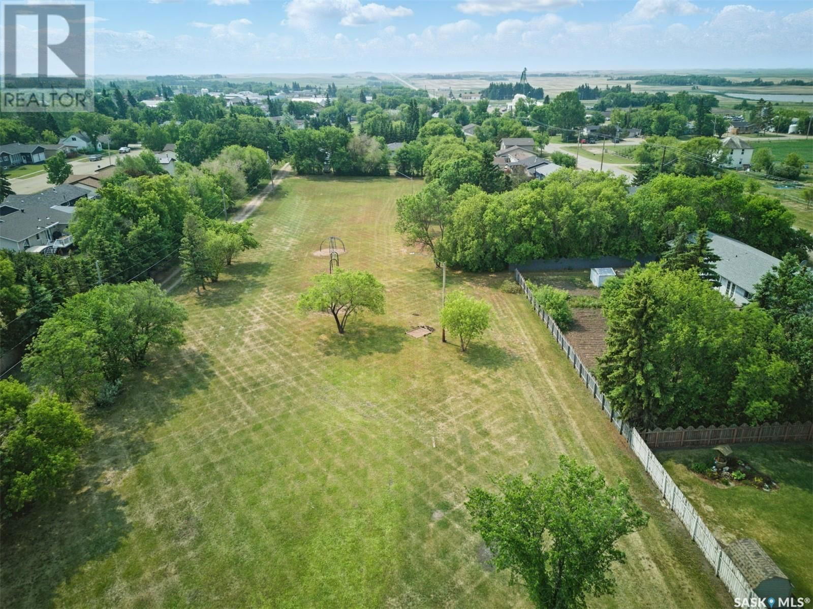 745 GRID ROAD Image 35