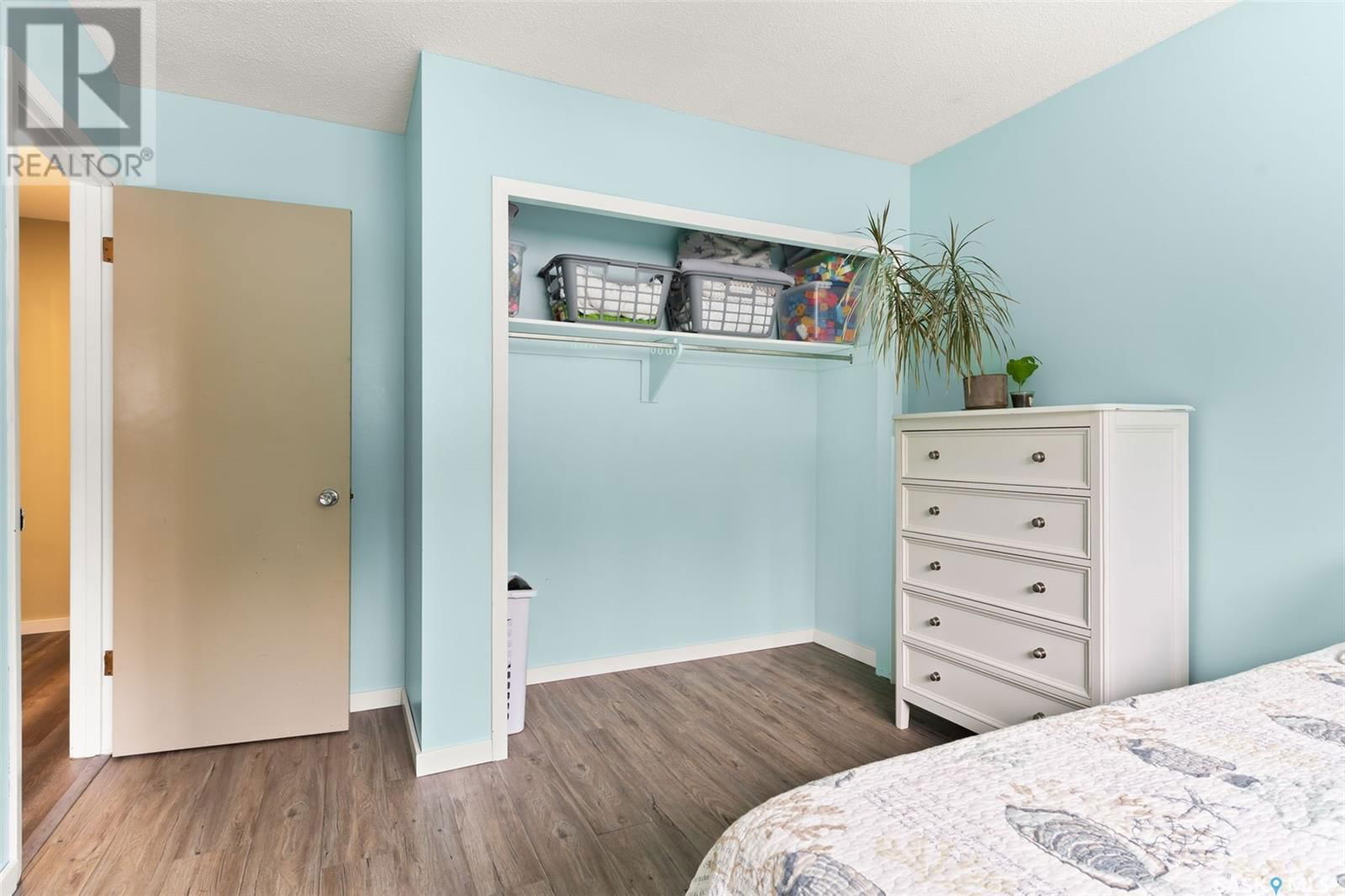 1335 KENT STREET Image 15