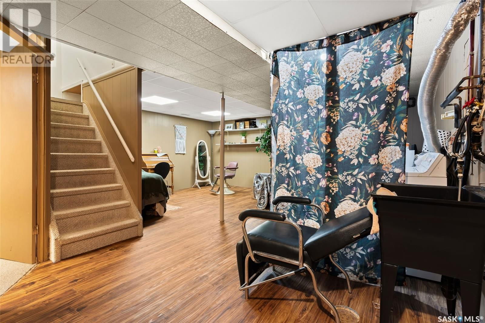 1335 KENT STREET Image 21