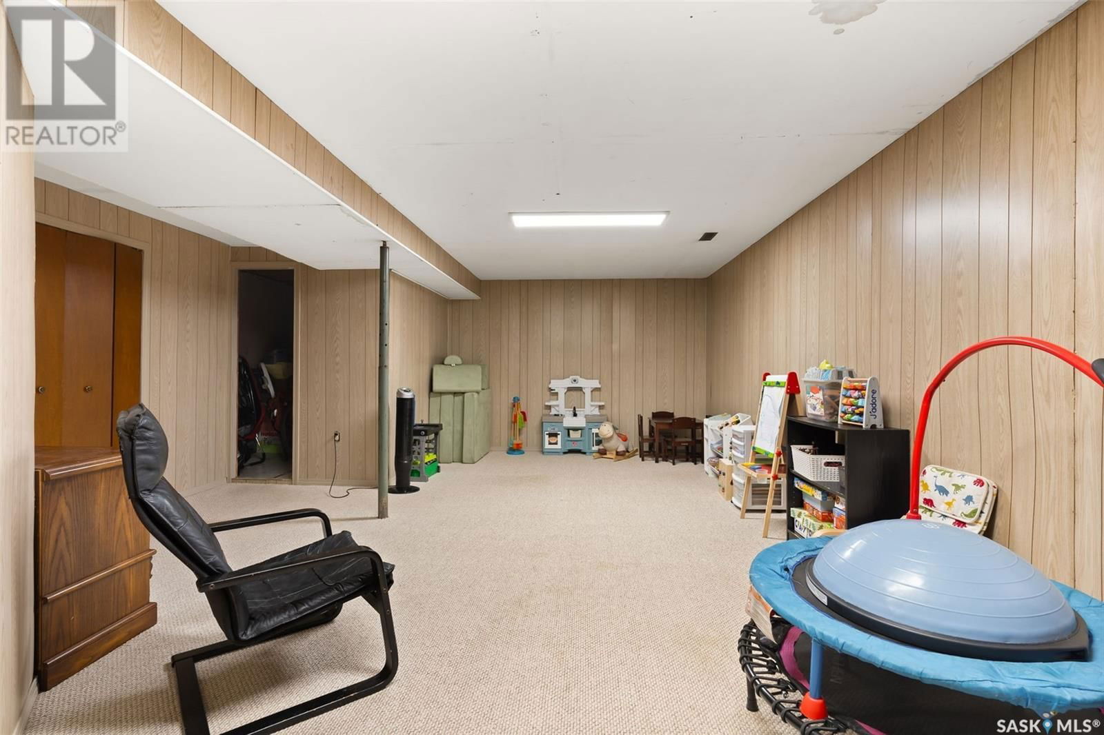 1335 KENT STREET Image 24