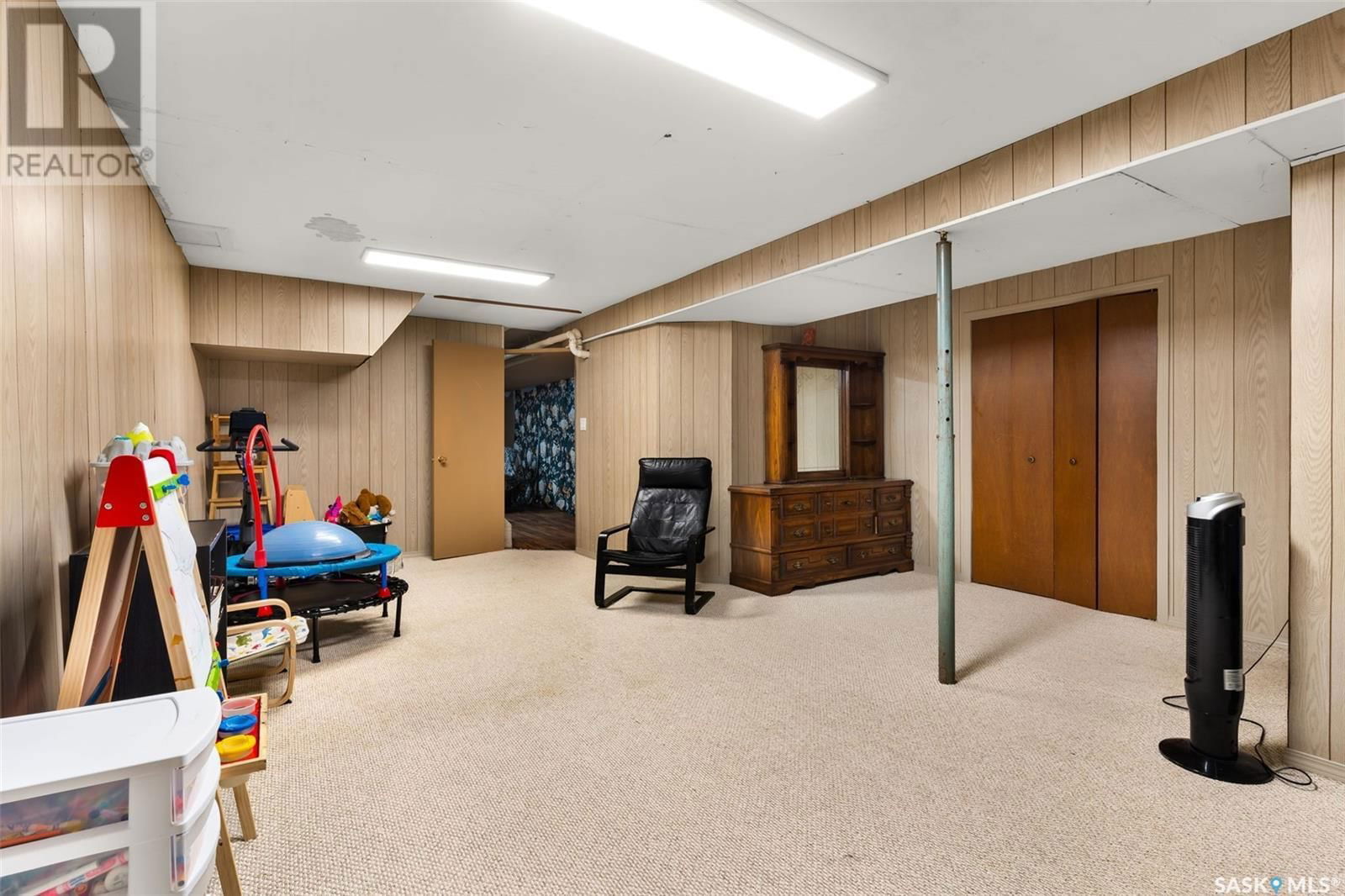 1335 KENT STREET Image 25