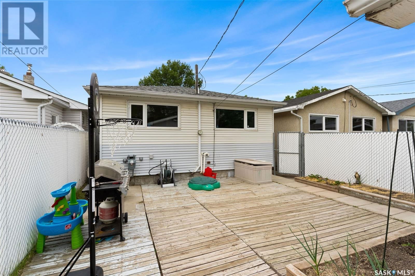 1335 KENT STREET Image 31