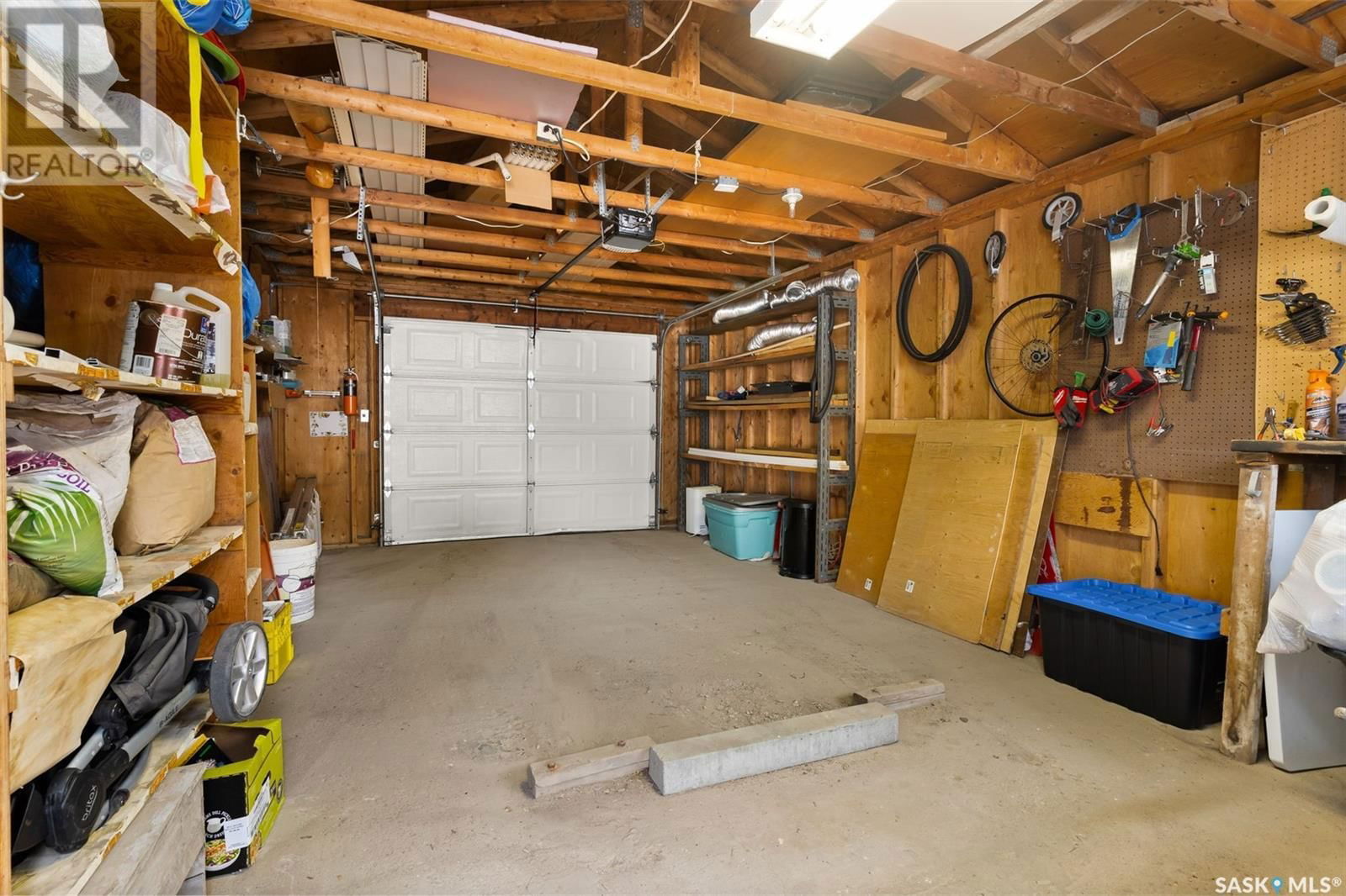 1335 KENT STREET Image 32
