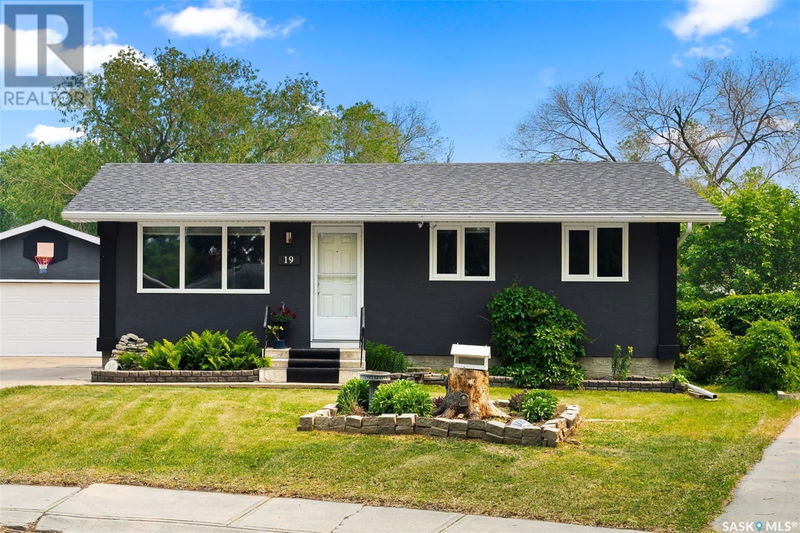 19 Le Jeune Place Regina, Saskatchewan
