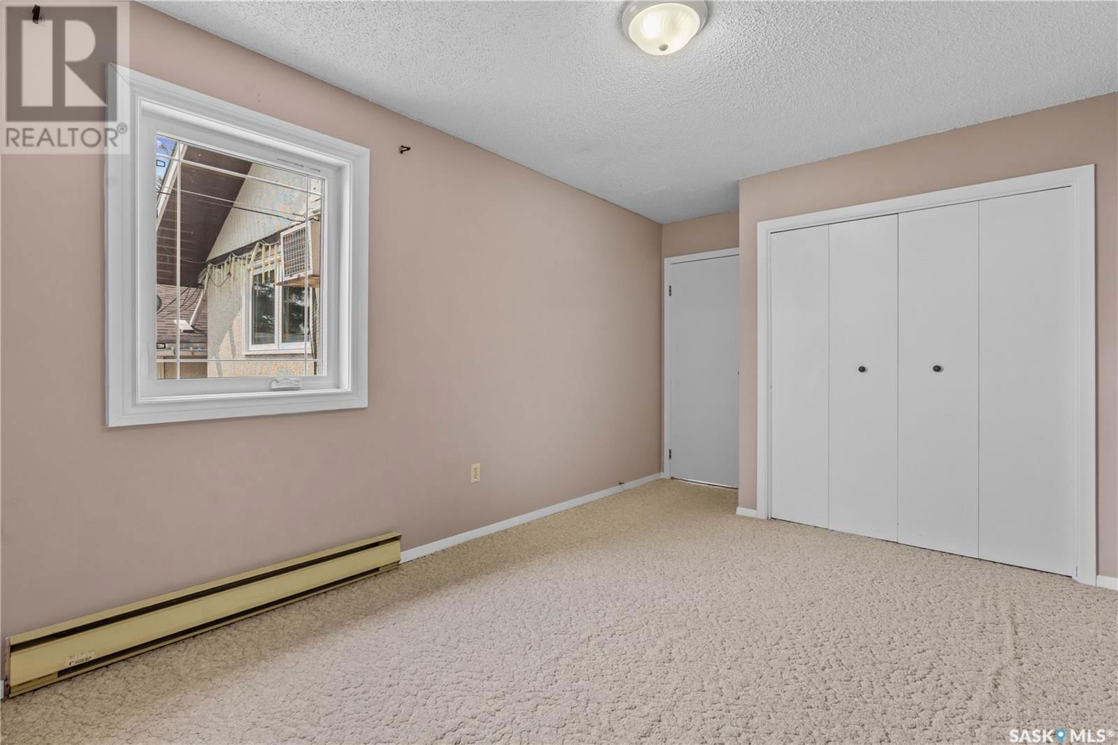 209 PATRICK STREET Image 13