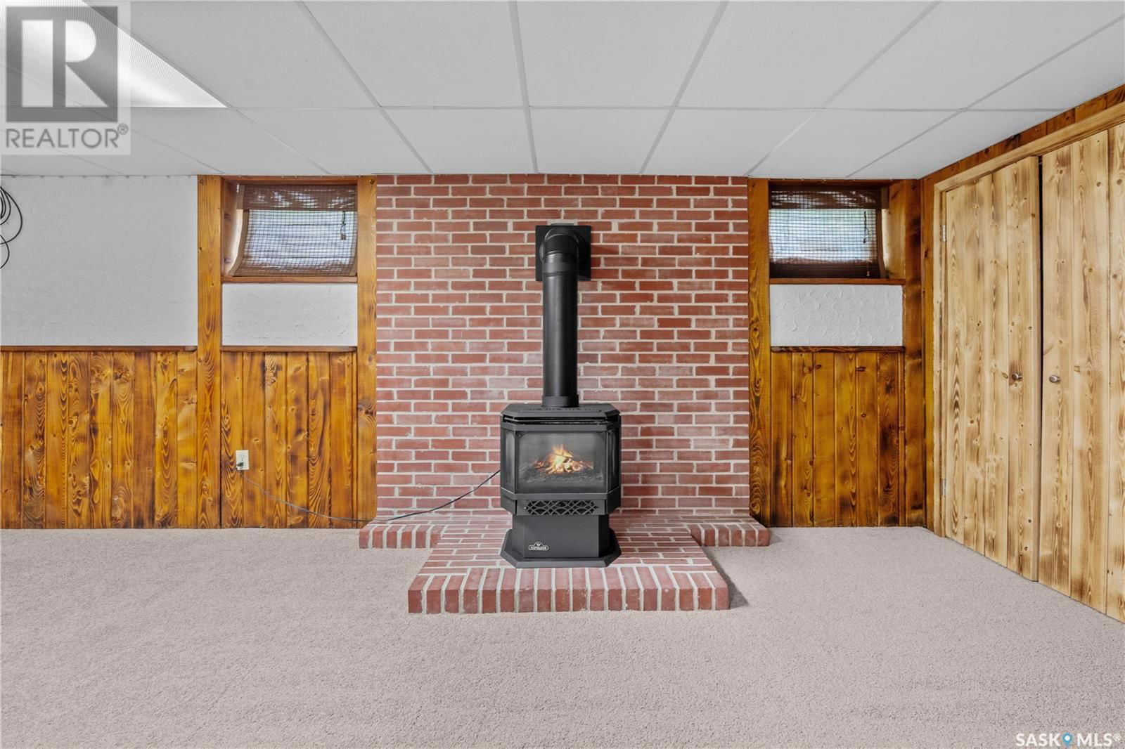 209 PATRICK STREET Image 19