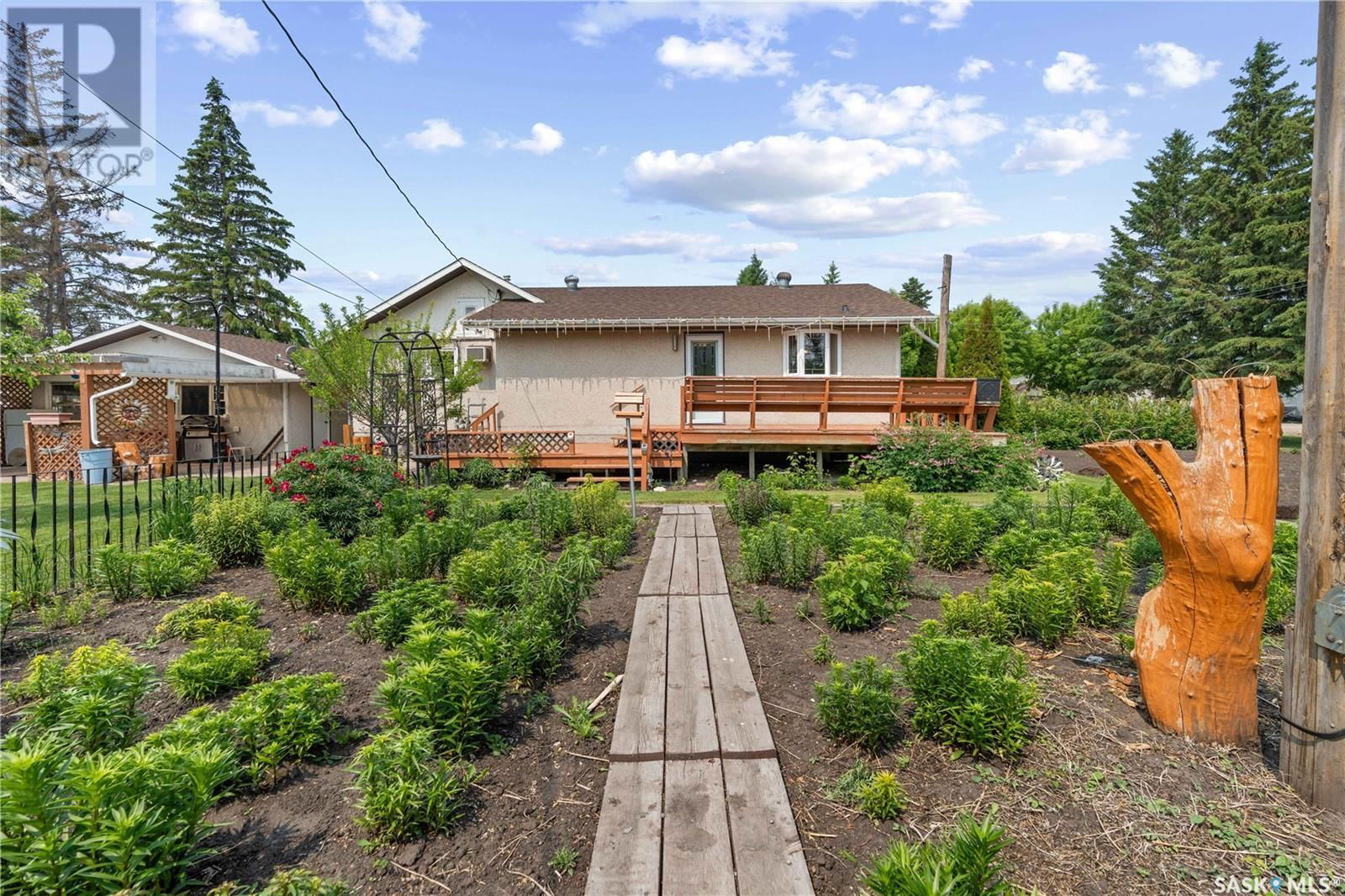 209 PATRICK STREET Image 35