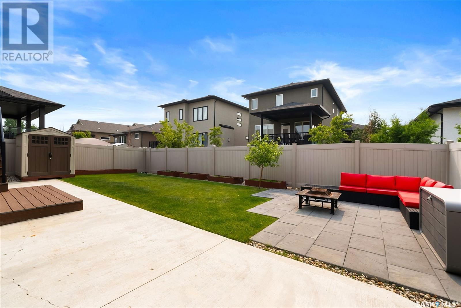 3945 SANDHILL CRESCENT Image 45