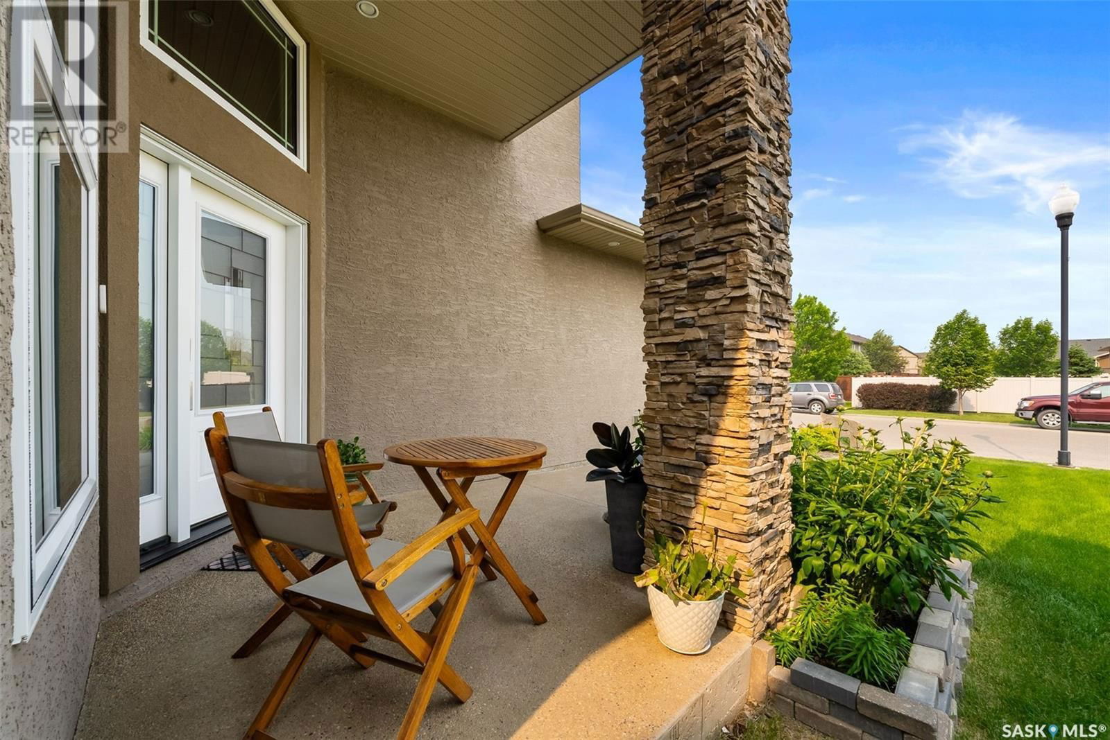 3945 SANDHILL CRESCENT Image 50
