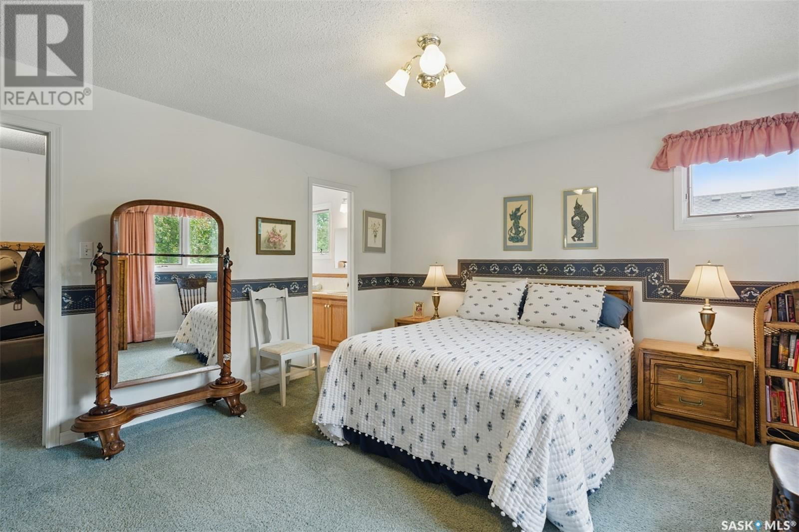 5052 7TH STREET Image 14