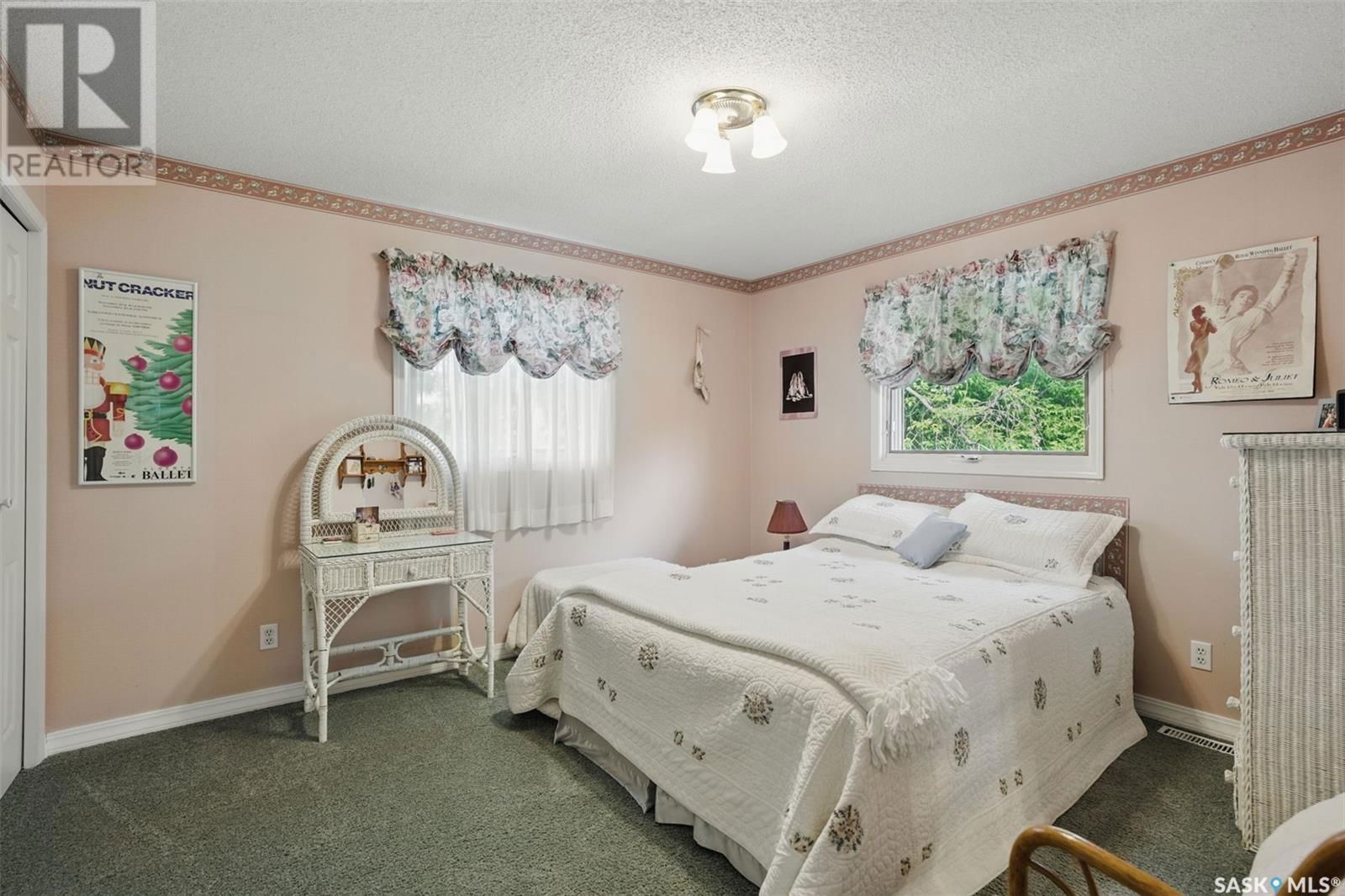 5052 7TH STREET Image 18