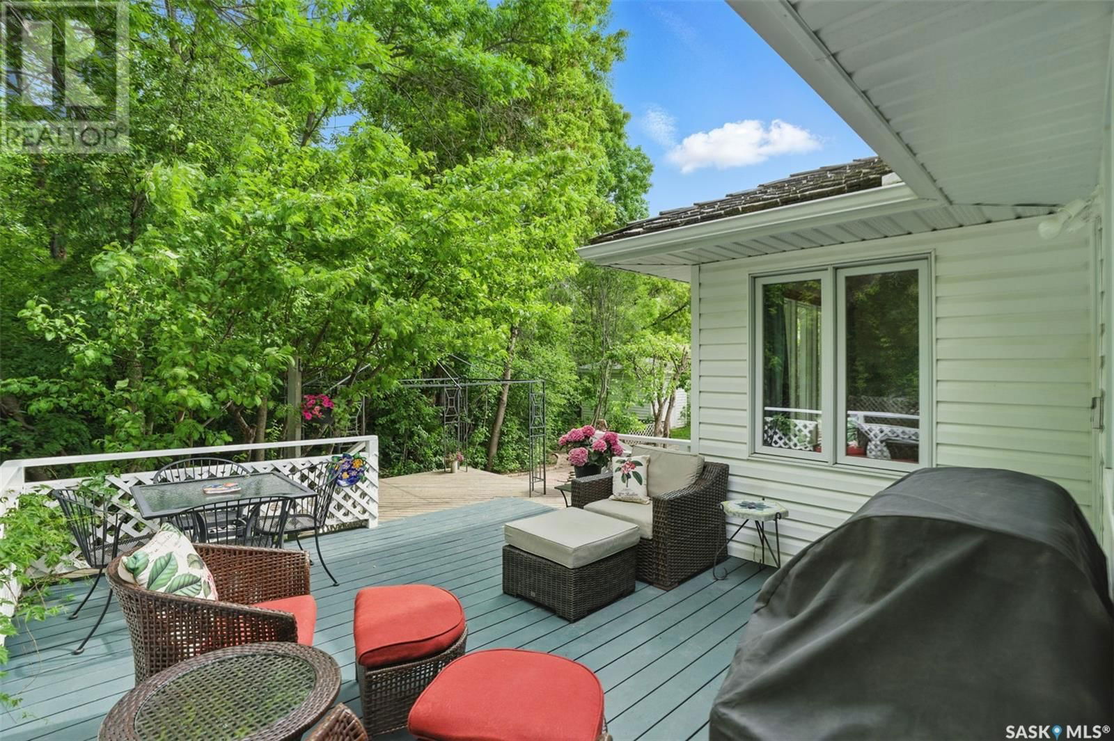 5052 7TH STREET Image 25