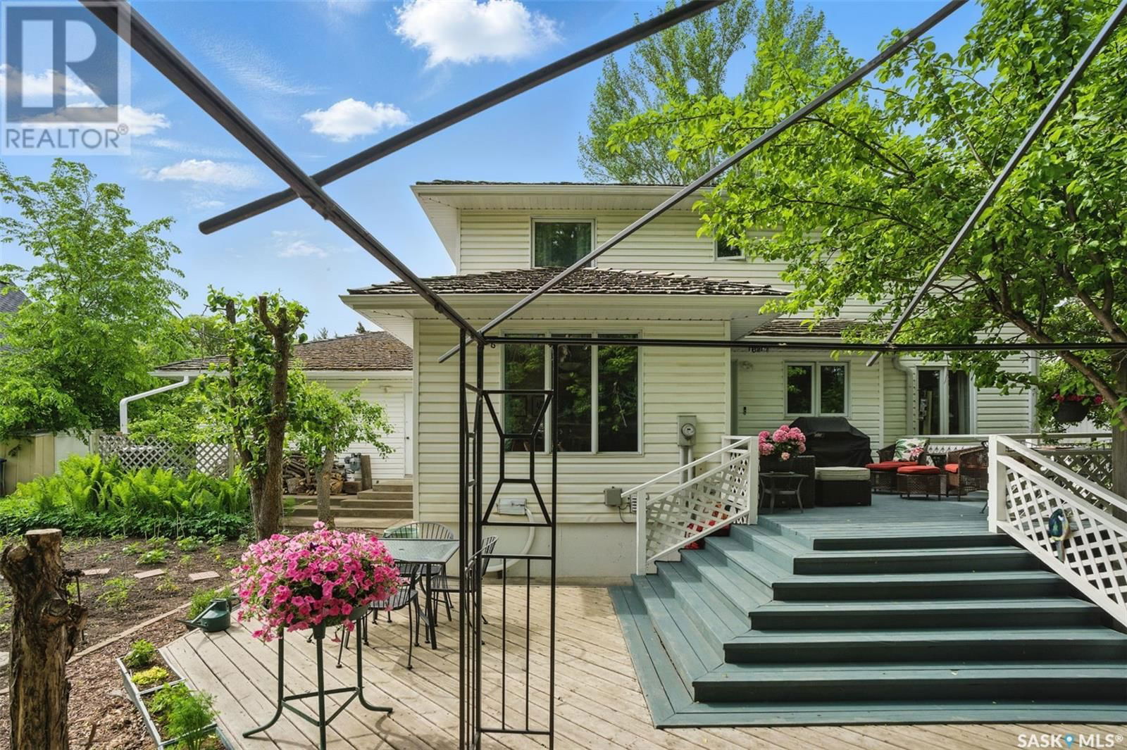 5052 7TH STREET Image 27