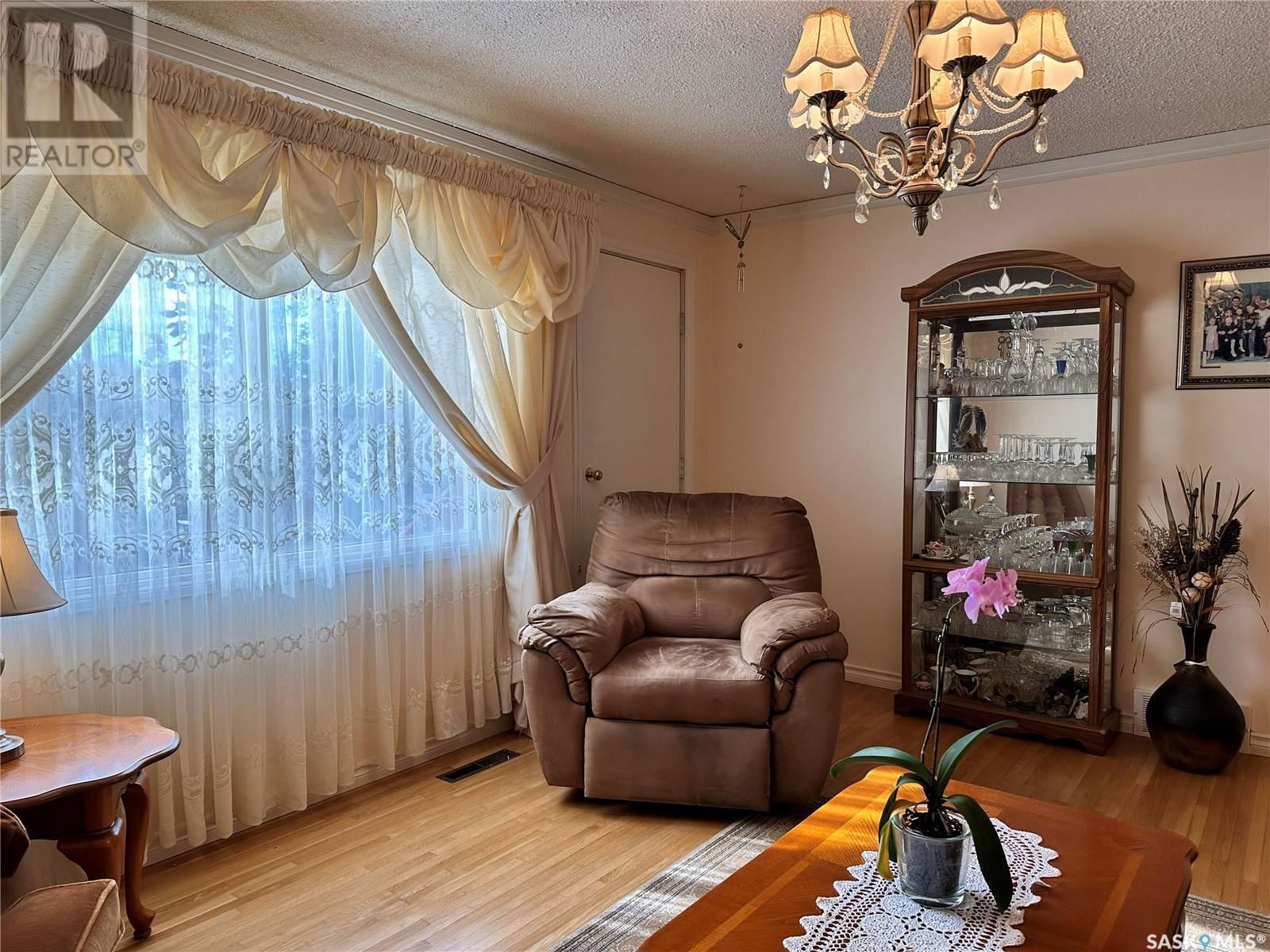 309 3RD STREET Image 17