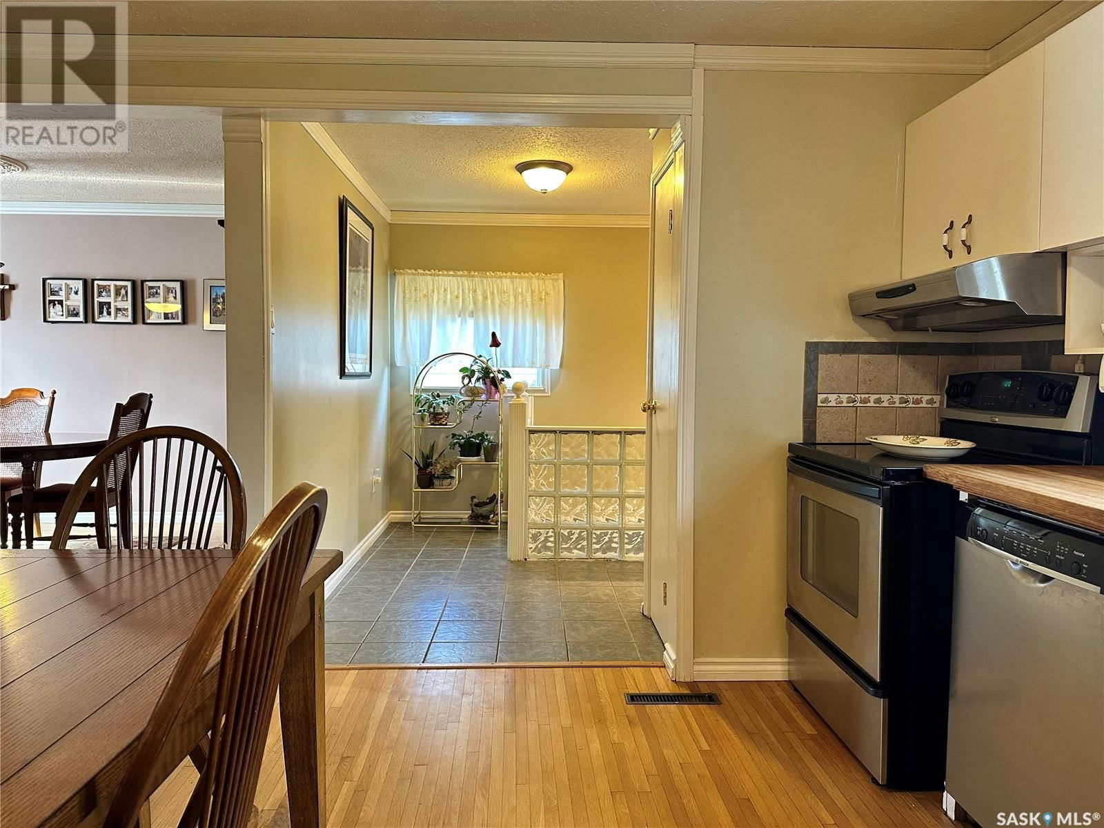 309 3RD STREET Image 6