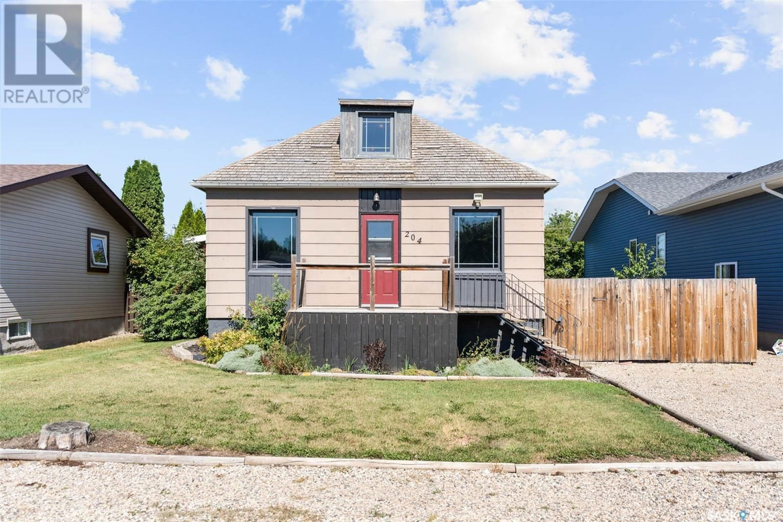204 4TH AVENUE Image 1