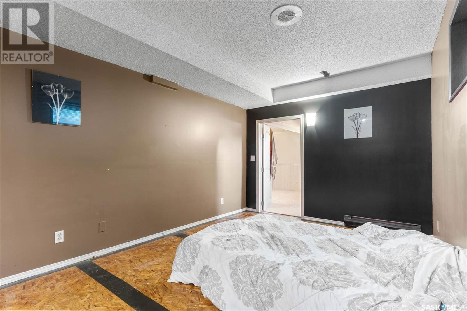 204 4TH AVENUE Image 34