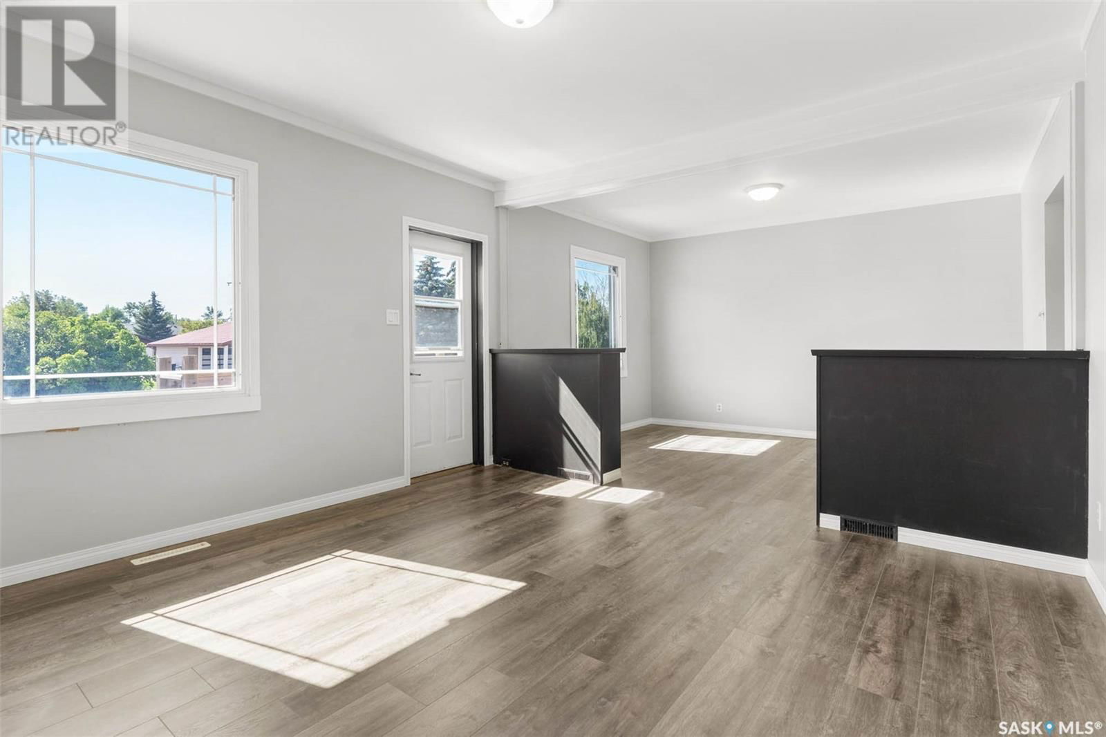 204 4TH AVENUE Image 4
