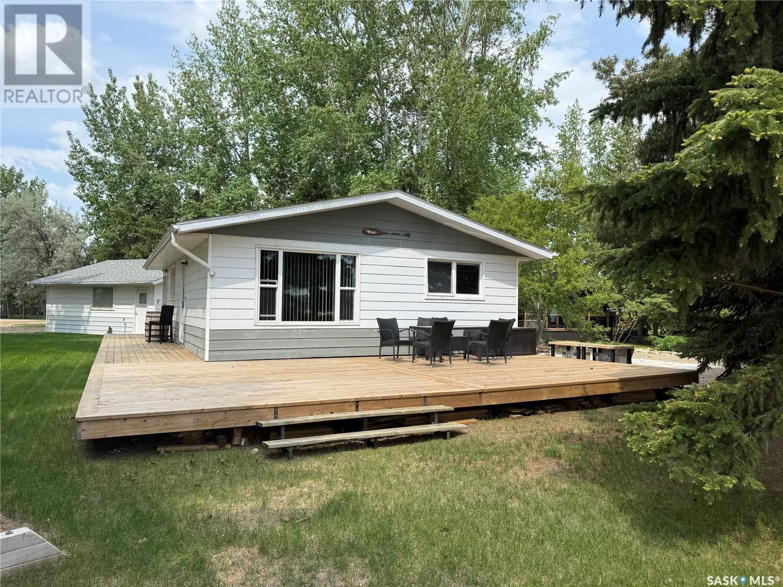 210 RUBY DRIVE Image 12