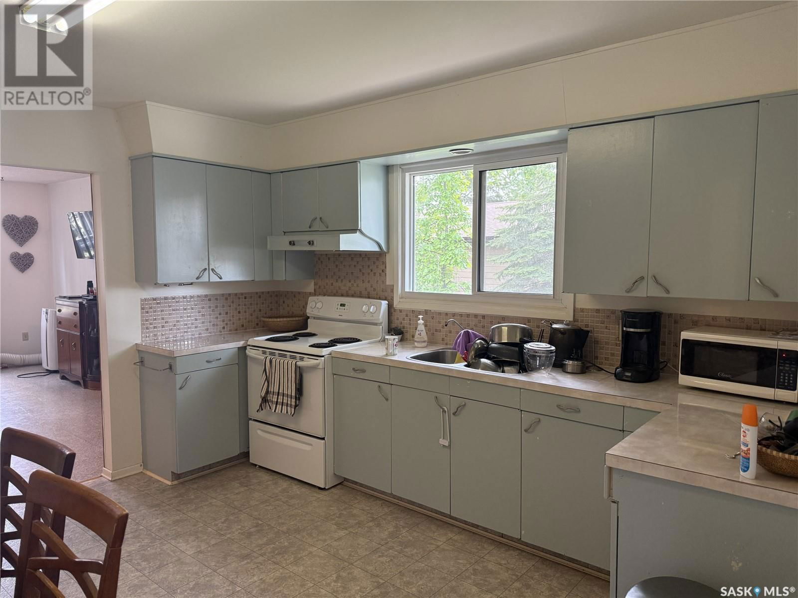 210 RUBY DRIVE Image 17