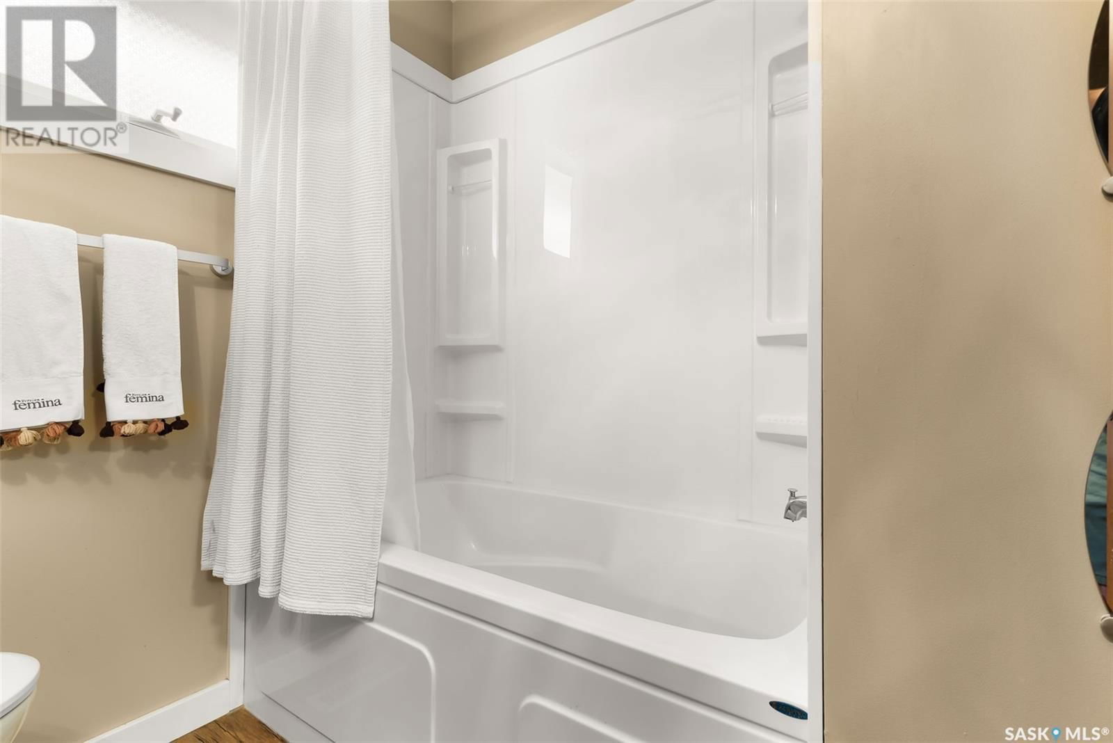 1365 RUPERT STREET Image 14