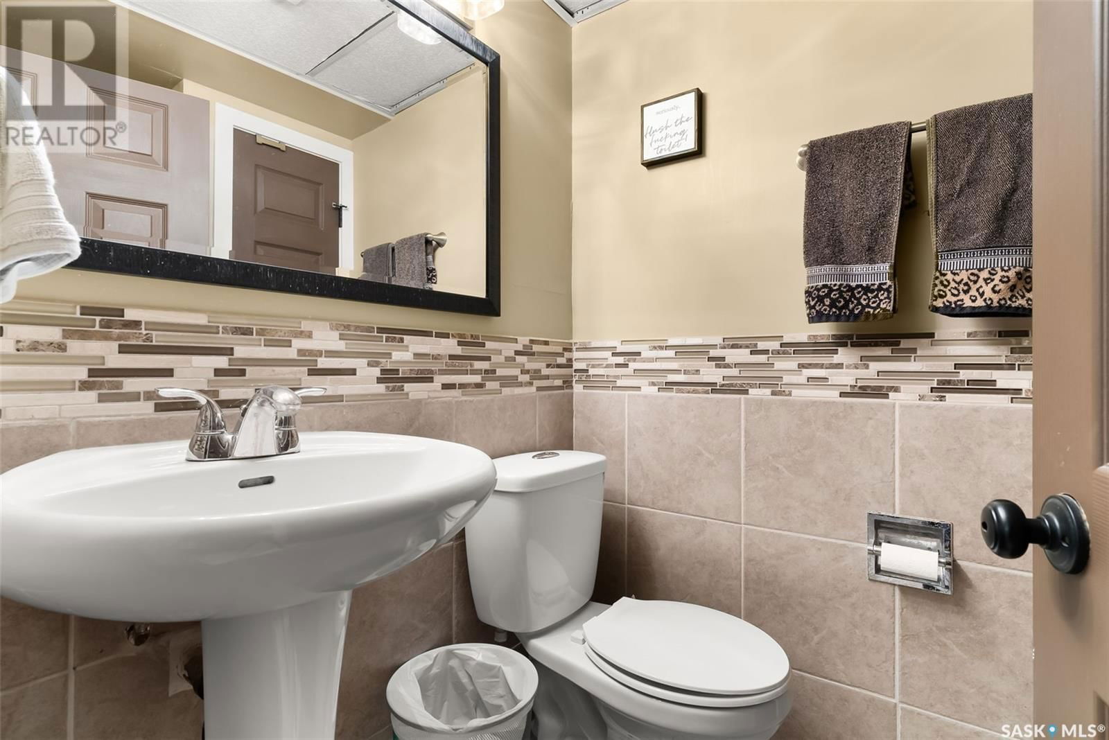 1365 RUPERT STREET Image 23